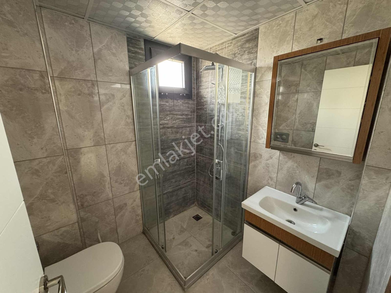 Murat Bey De İzban Yakını Site İçerisinde Kiralık 1+1 Daire - Görsel 18
