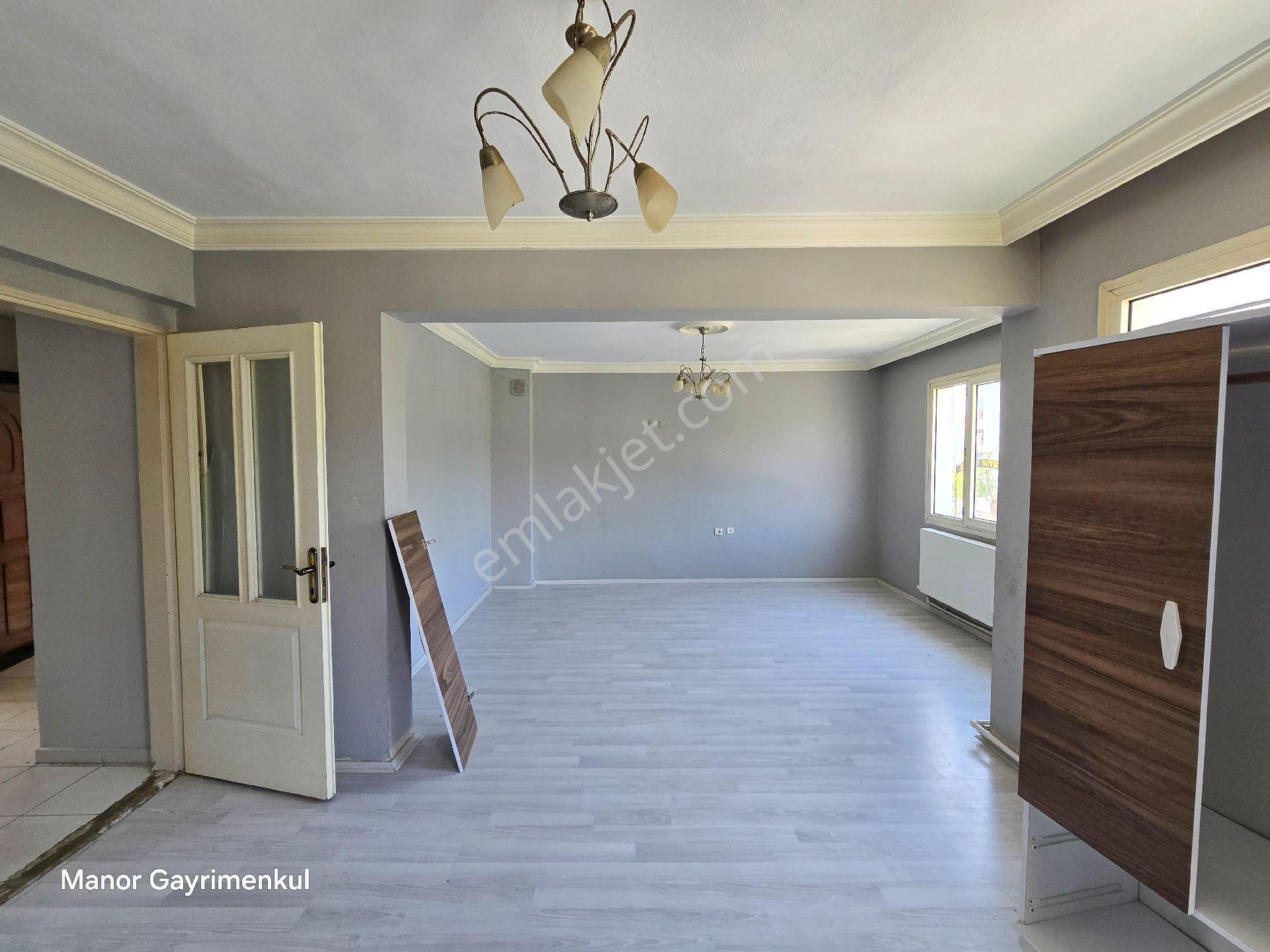 Kuşadası Hacıfeyzullah Mahallesinde 2+1 Ayrı Mutfak Doğalgazlı Kelepir Satılık Daire - Görsel 6