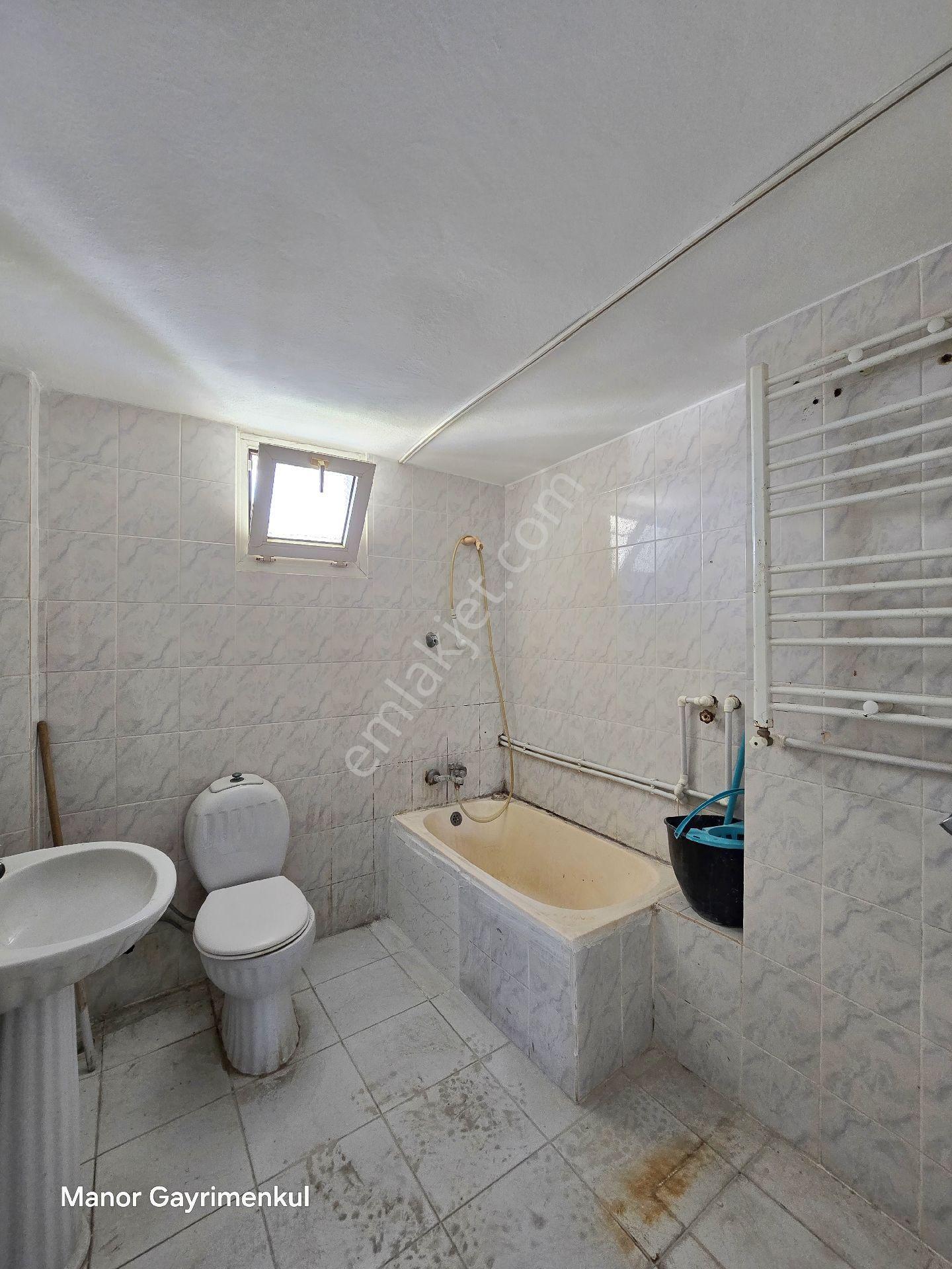 Kuşadası Hacıfeyzullah Mahallesinde 2+1 Ayrı Mutfak Doğalgazlı Kelepir Satılık Daire - Görsel 13