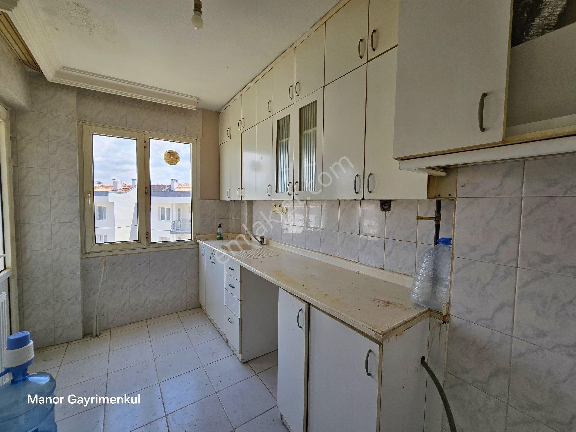 Kuşadası Hacıfeyzullah Mahallesinde 2+1 Ayrı Mutfak Doğalgazlı Kelepir Satılık Daire - Görsel 11