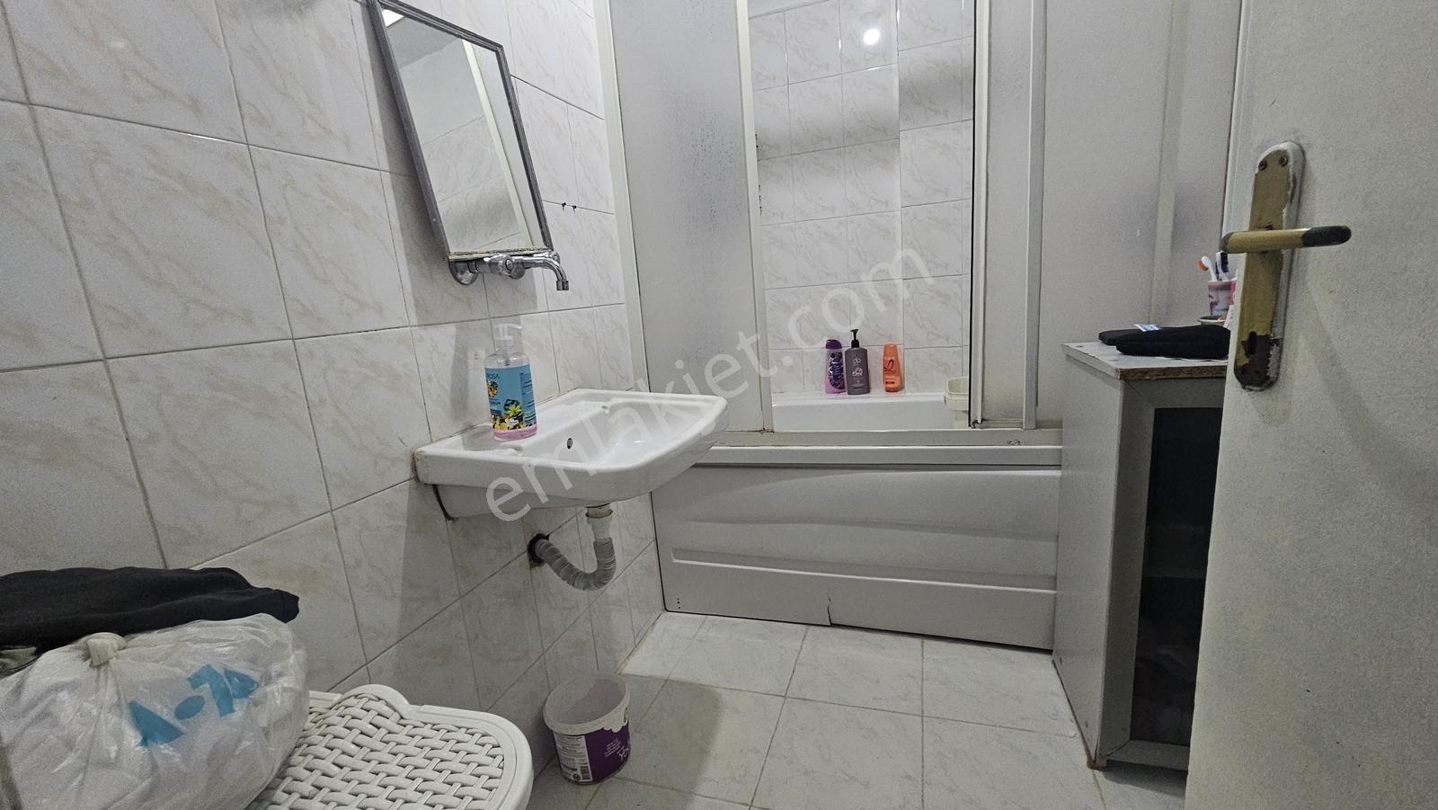 Etimesgut Merkez'de 85m2 2+1 Kiracılı Makul Daire - Görsel 7