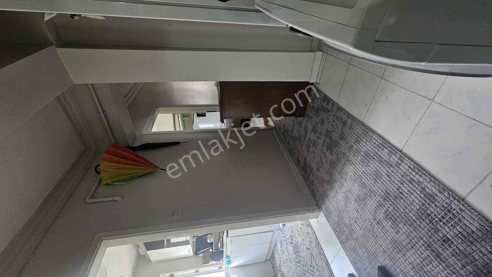 Etimesgut Merkez'de 85m2 2+1 Kiracılı Makul Daire - Görsel 8