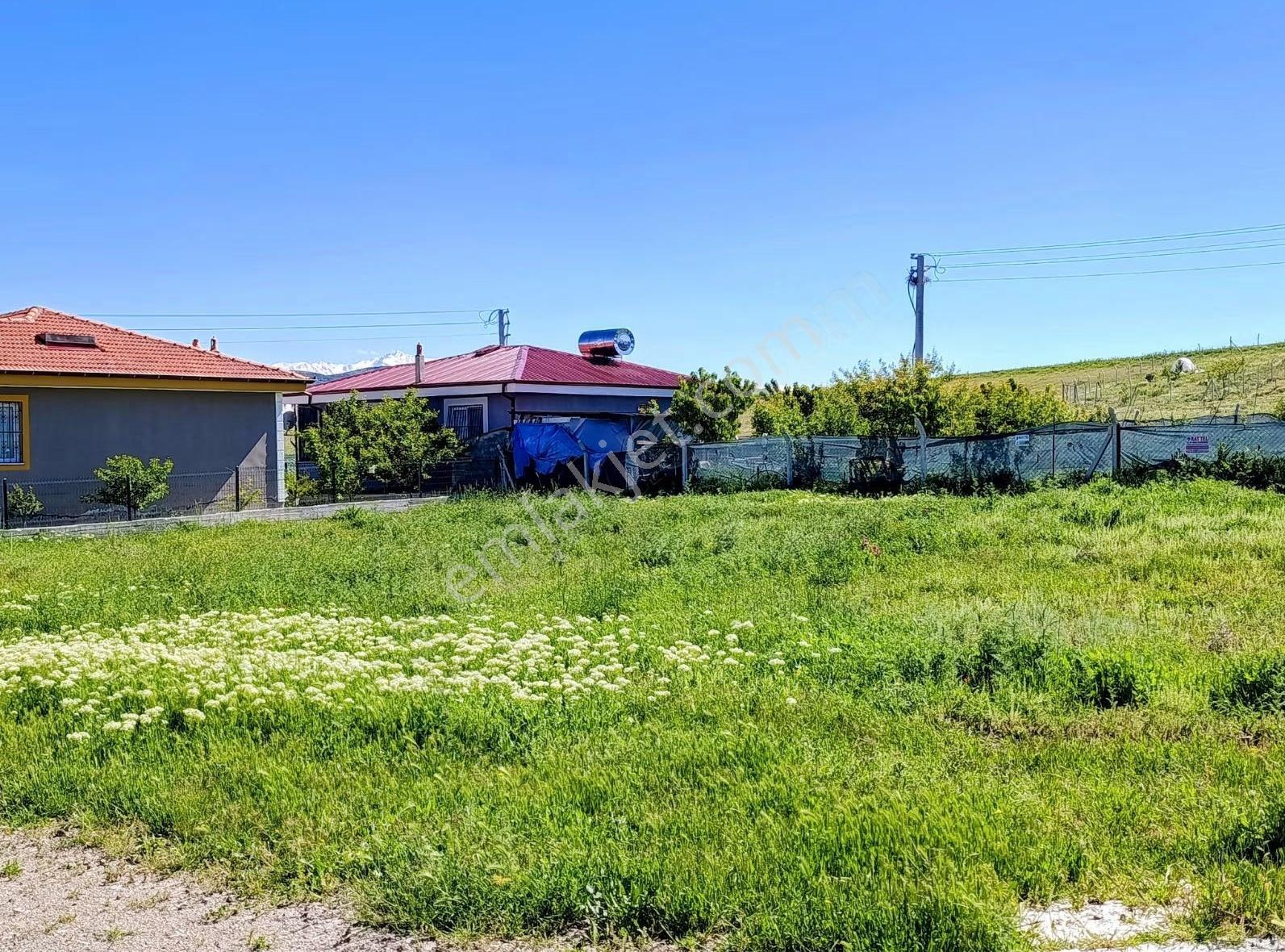 Doğalgazlı 400 M2 İmarlı Yaylalık Arsa Ulukışla 1. Toki'nin Yan - Görsel 8