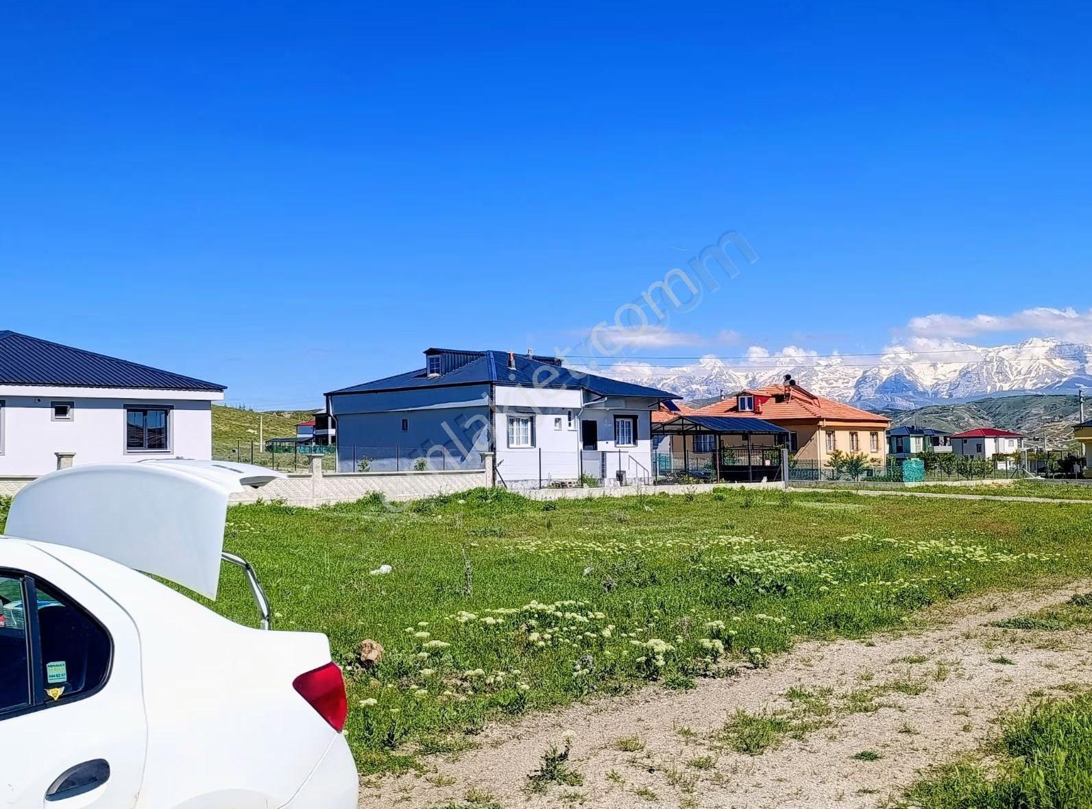 Doğalgazlı 400 M2 İmarlı Yaylalık Arsa Ulukışla 1. Toki'nin Yan - Görsel 9