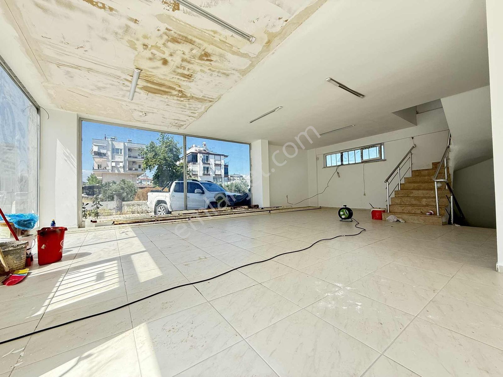 3_katlı_cadde_üstünde_tranvaya_çok_yakın_275m2_!!! - Görsel 3