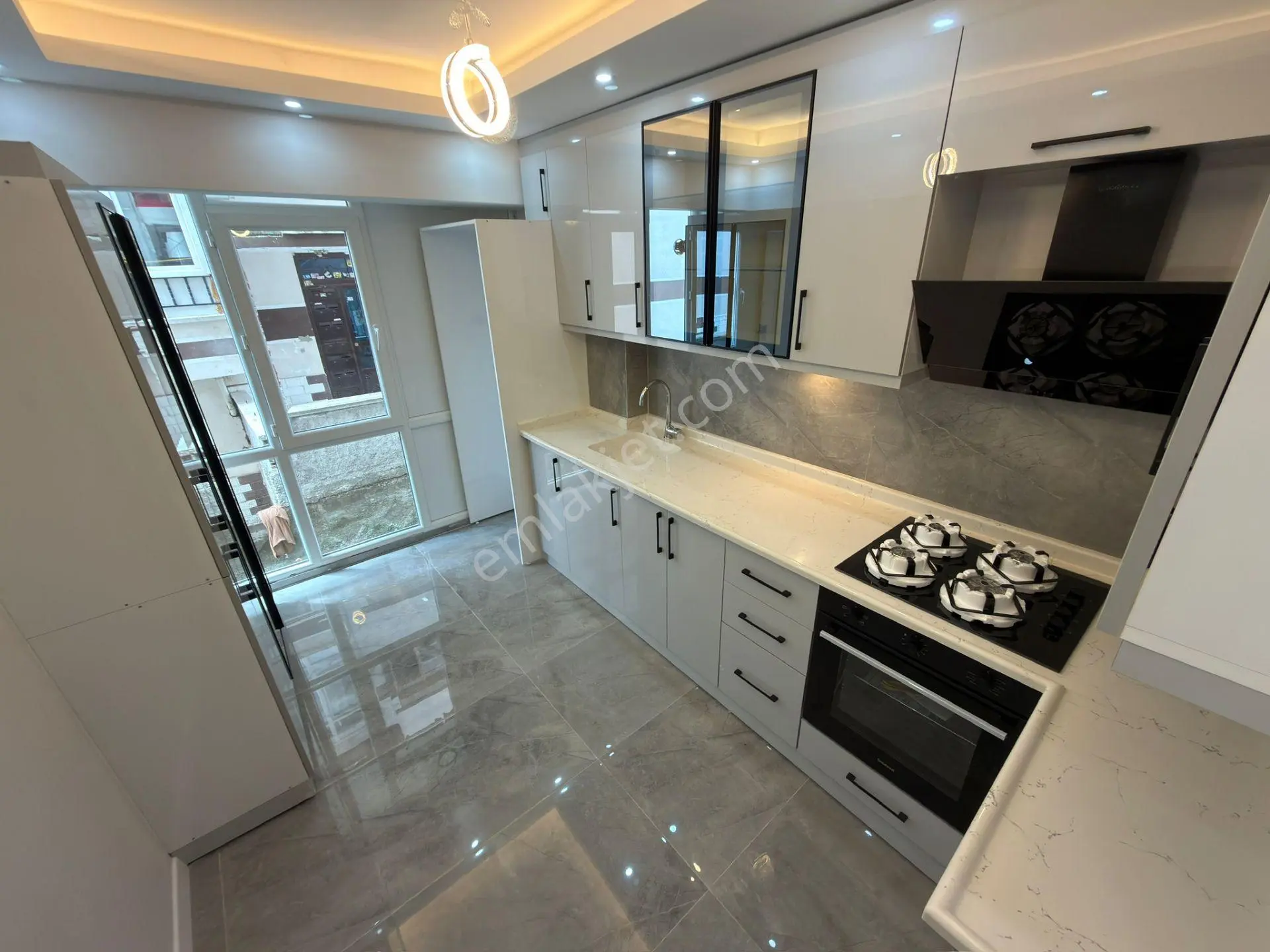 Sincan Selçuklu Mah Kredi Limitsiz Salon Bağımsız Satılık 3+1 - Görsel 2