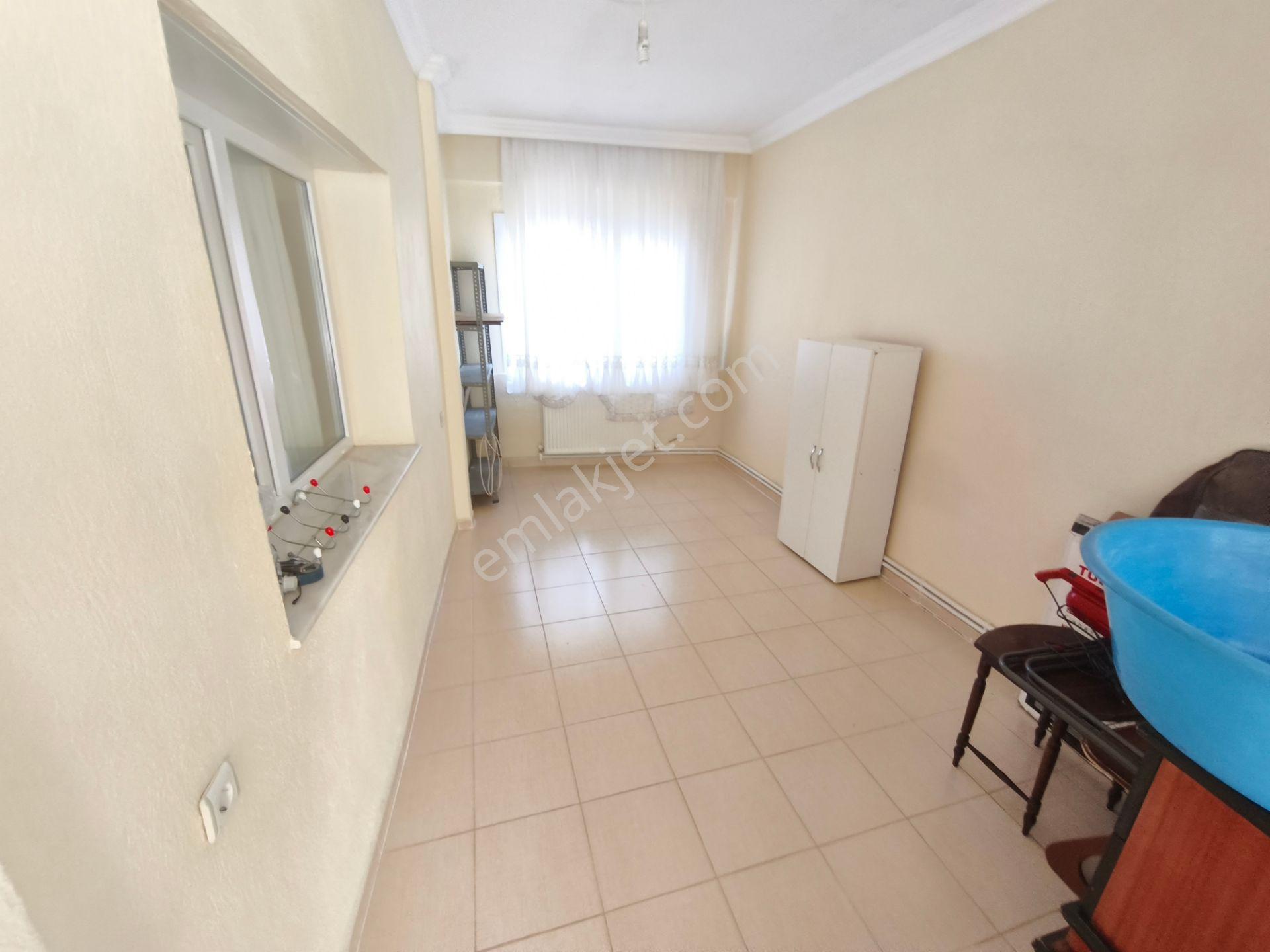 Özevim Emlaktan Sarnıç Meydan Yakını Eşyalı Kiralık 3+1 Daire - Görsel 32