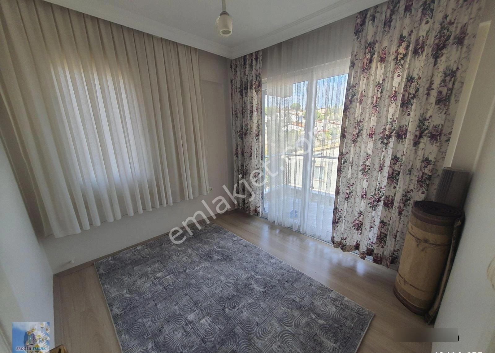 Yeni Foça Da Ful Deniz Manzaralı Eşyalı Mustakil Sezonluk Kiralık Villa - Görsel 27