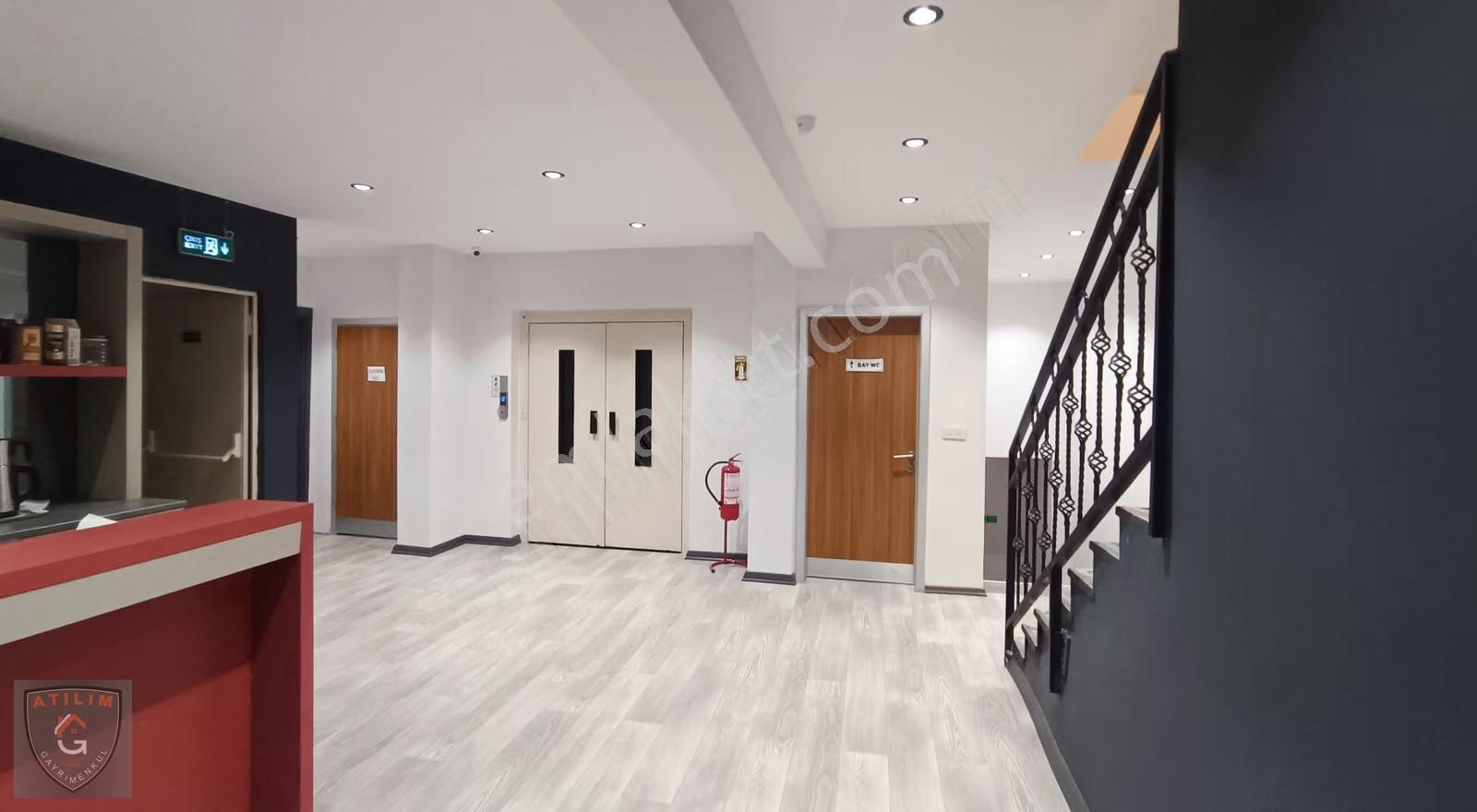 Kiralık 2.600m2 Merkezi Konumda Reklam Değeri Olan 7 Kat İşyeri