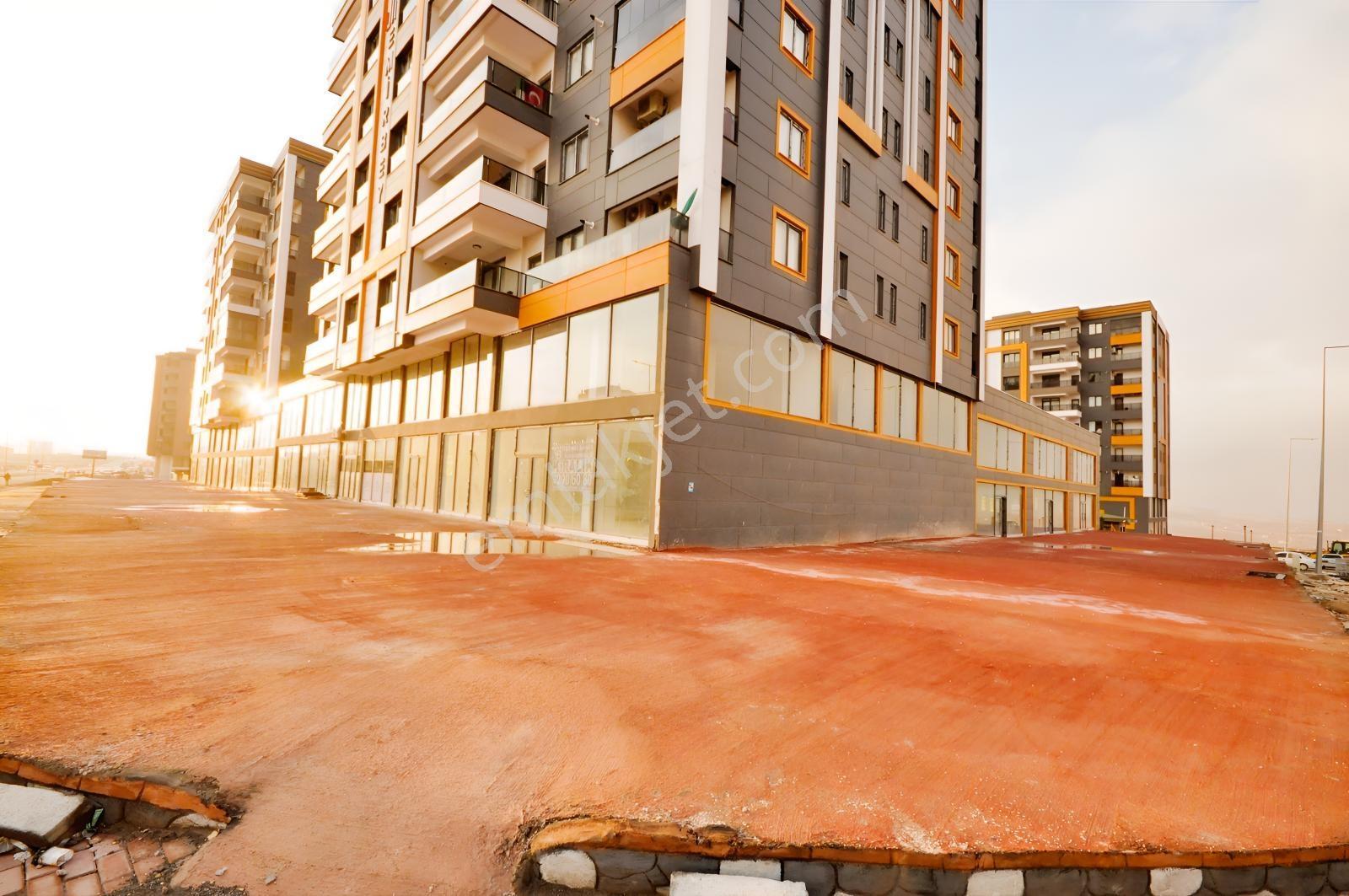 Cb Acar'dan Kapalı+açık Alanlı Çift Cephe Köşebaşı 400m² Dükkan - Görsel 23