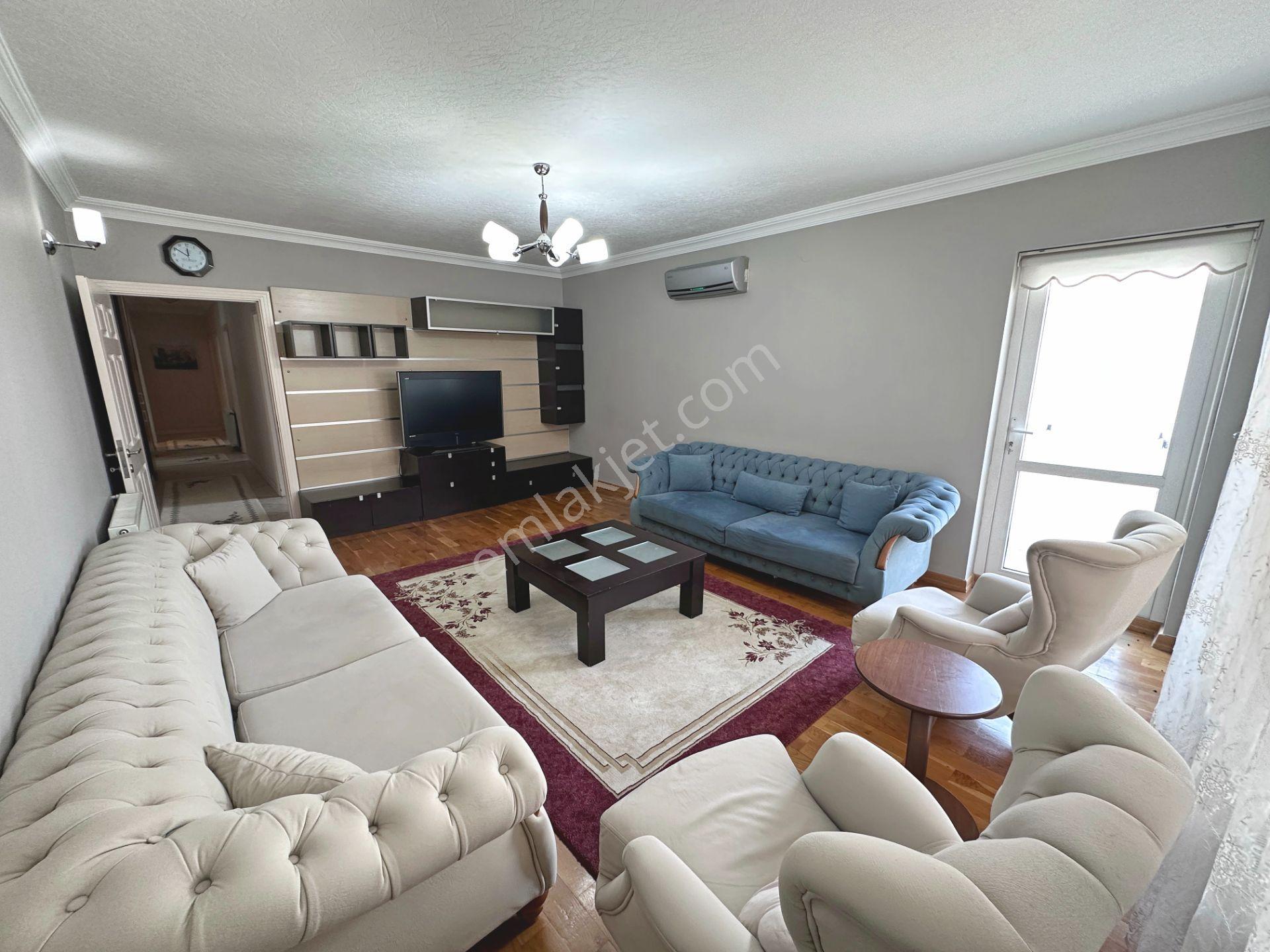 Abidinpaşa Mahallesi Katta Ön Cephede Full Eşyalı 3+1 Kiralık Daire - Görsel 4