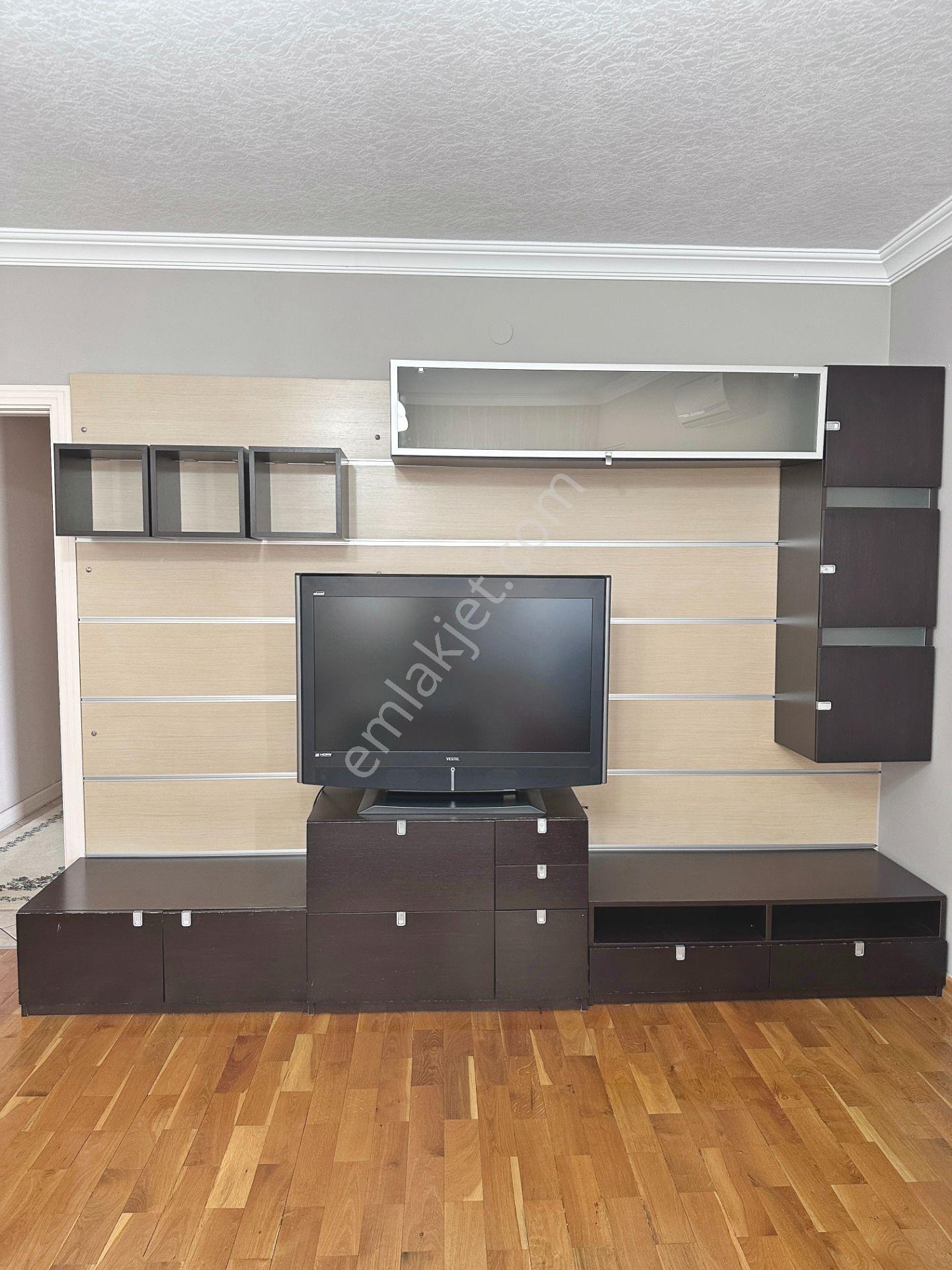 Abidinpaşa Mahallesi Katta Ön Cephede Full Eşyalı 3+1 Kiralık Daire - Görsel 5