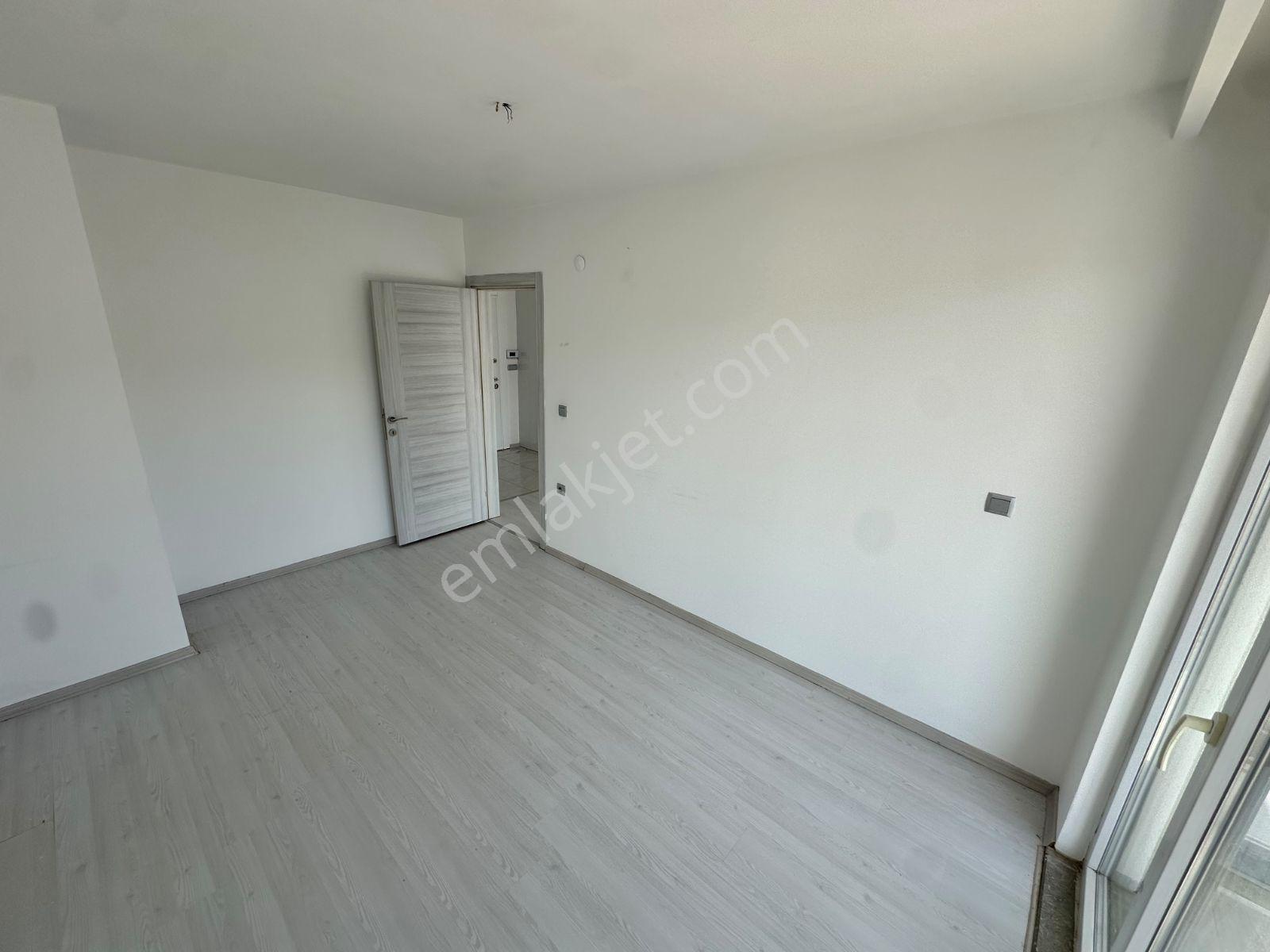 Tırpan Gayrimenkulden Halitpaşa Da 1+1 Arakat Satılık Daire - Görsel 23
