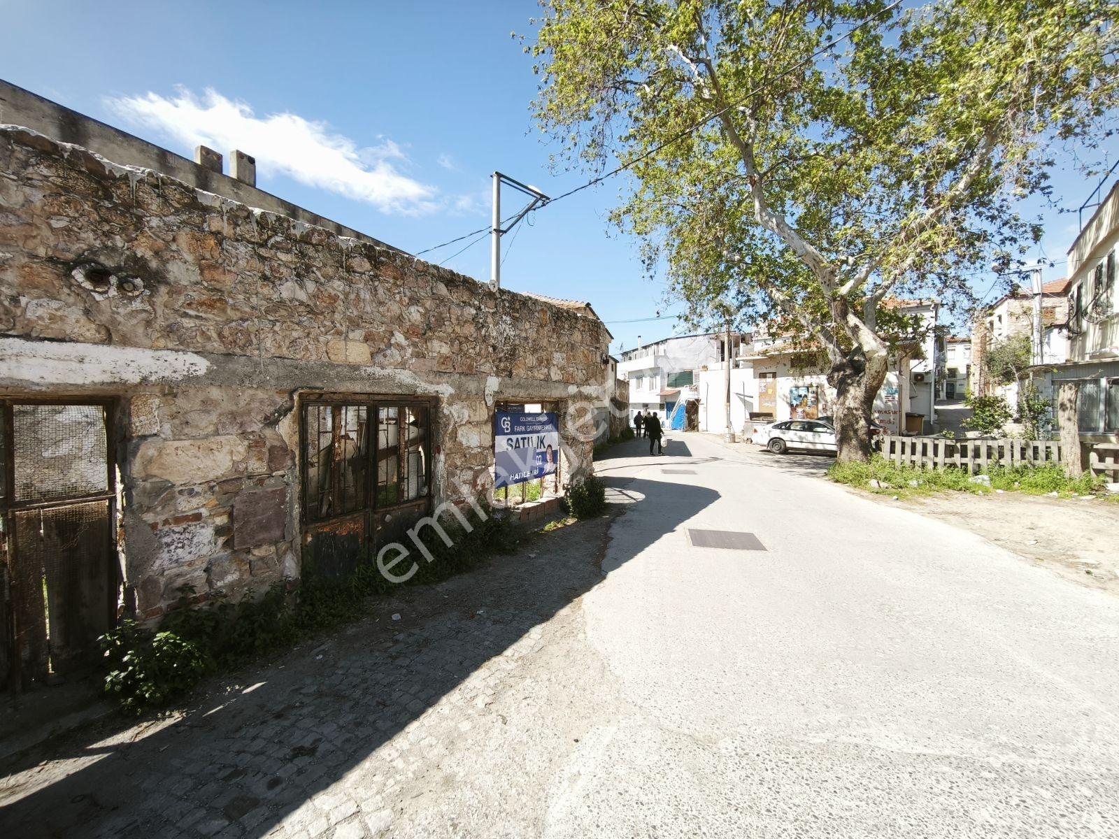 Ayvalık Merkez Satılık İmarlı Köşe Parsel Arsa - Görsel 5