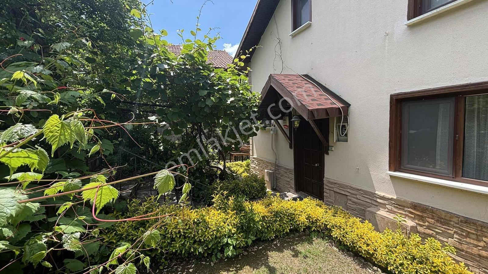 Kandıra' Da Eşyalı Oturuma Hazır Satılık 5+1 Villa - Görsel 14
