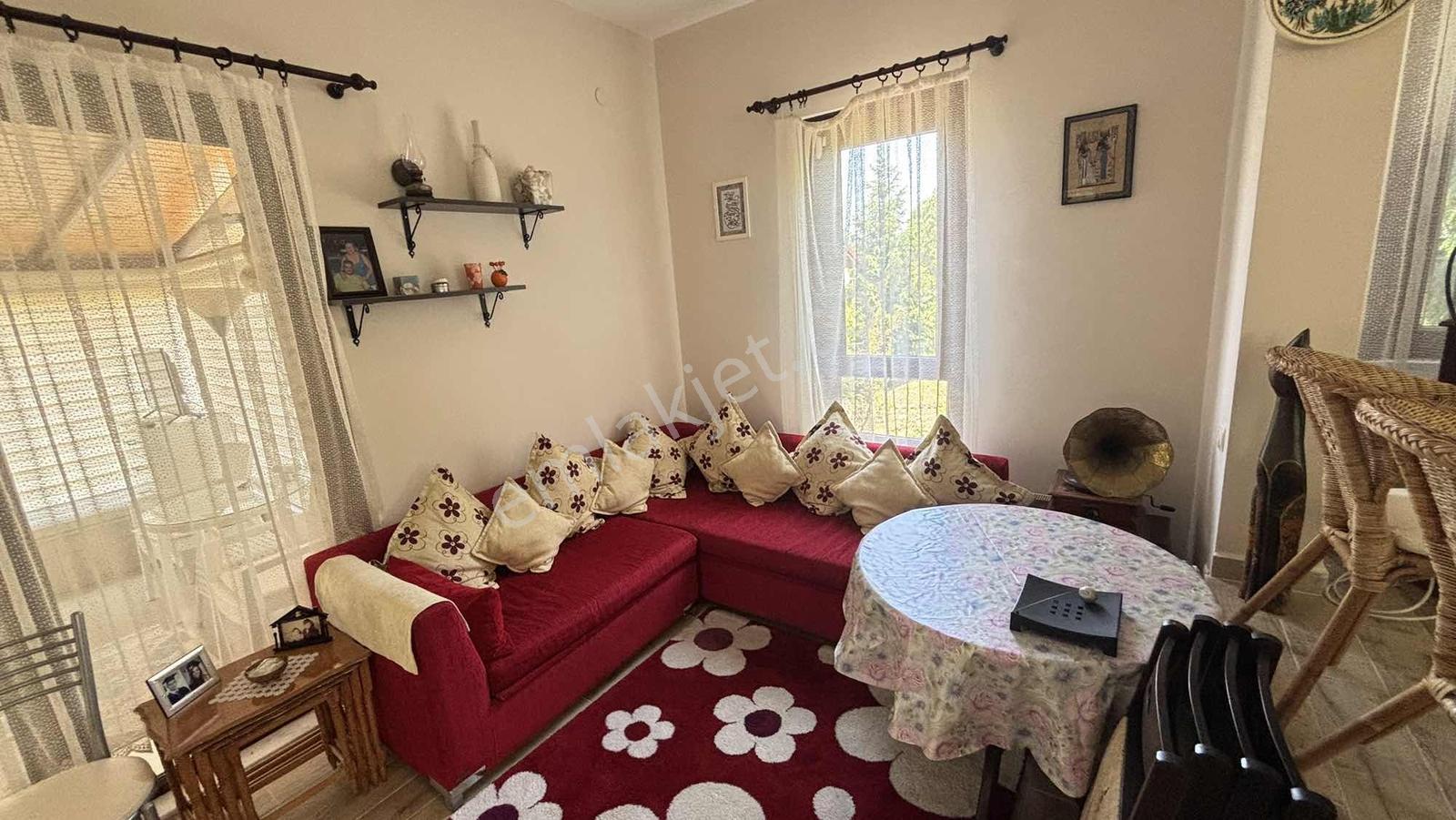 Kandıra' Da Eşyalı Oturuma Hazır Satılık 5+1 Villa - Görsel 16
