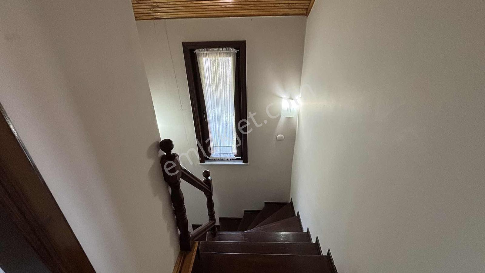 Kandıra' Da Eşyalı Oturuma Hazır Satılık 5+1 Villa - Görsel 32