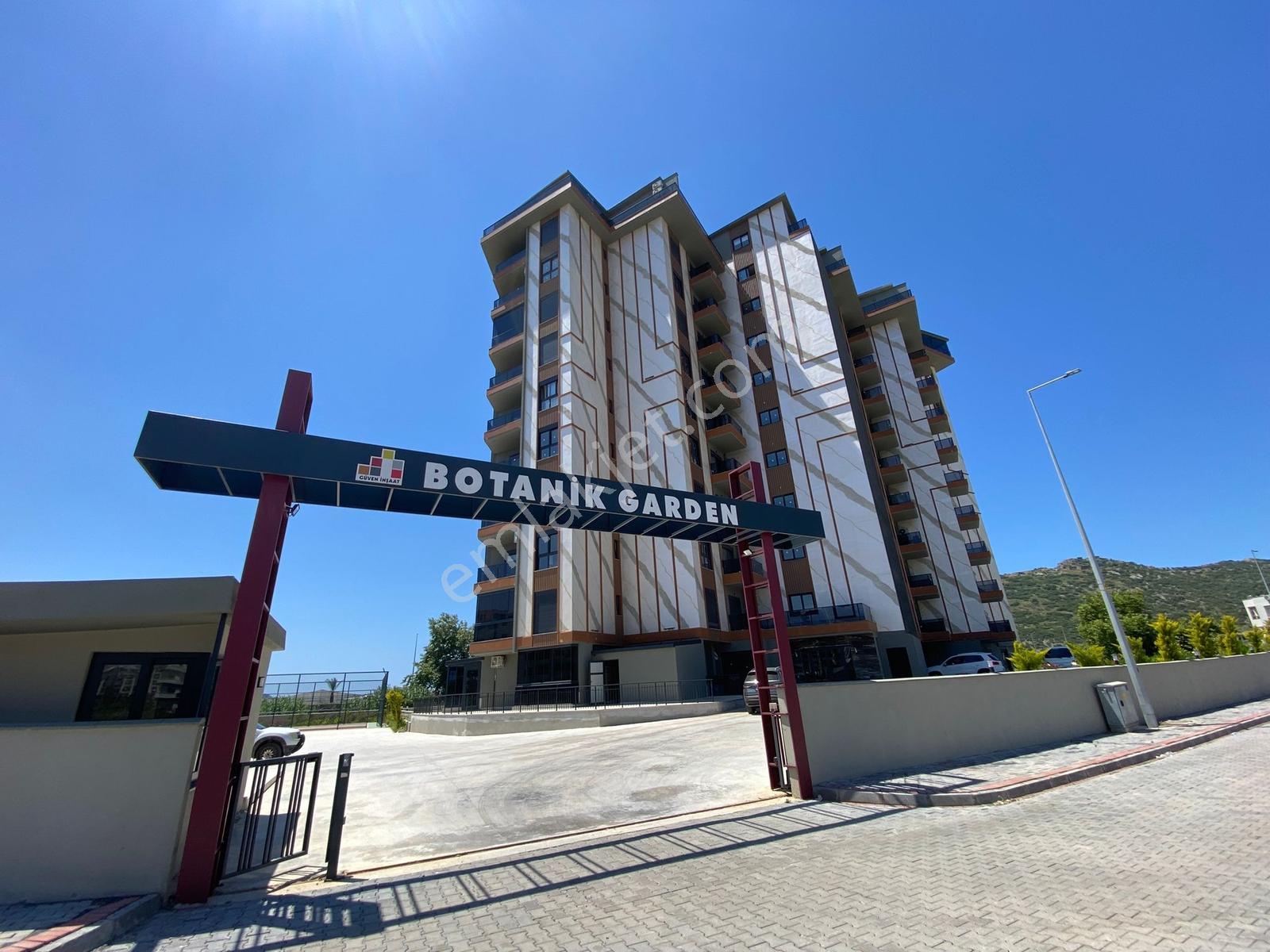 Botanik Garden Sitesi'nde Havuz Ve Tropik Park Manzaralı 1+1 - Görsel 5