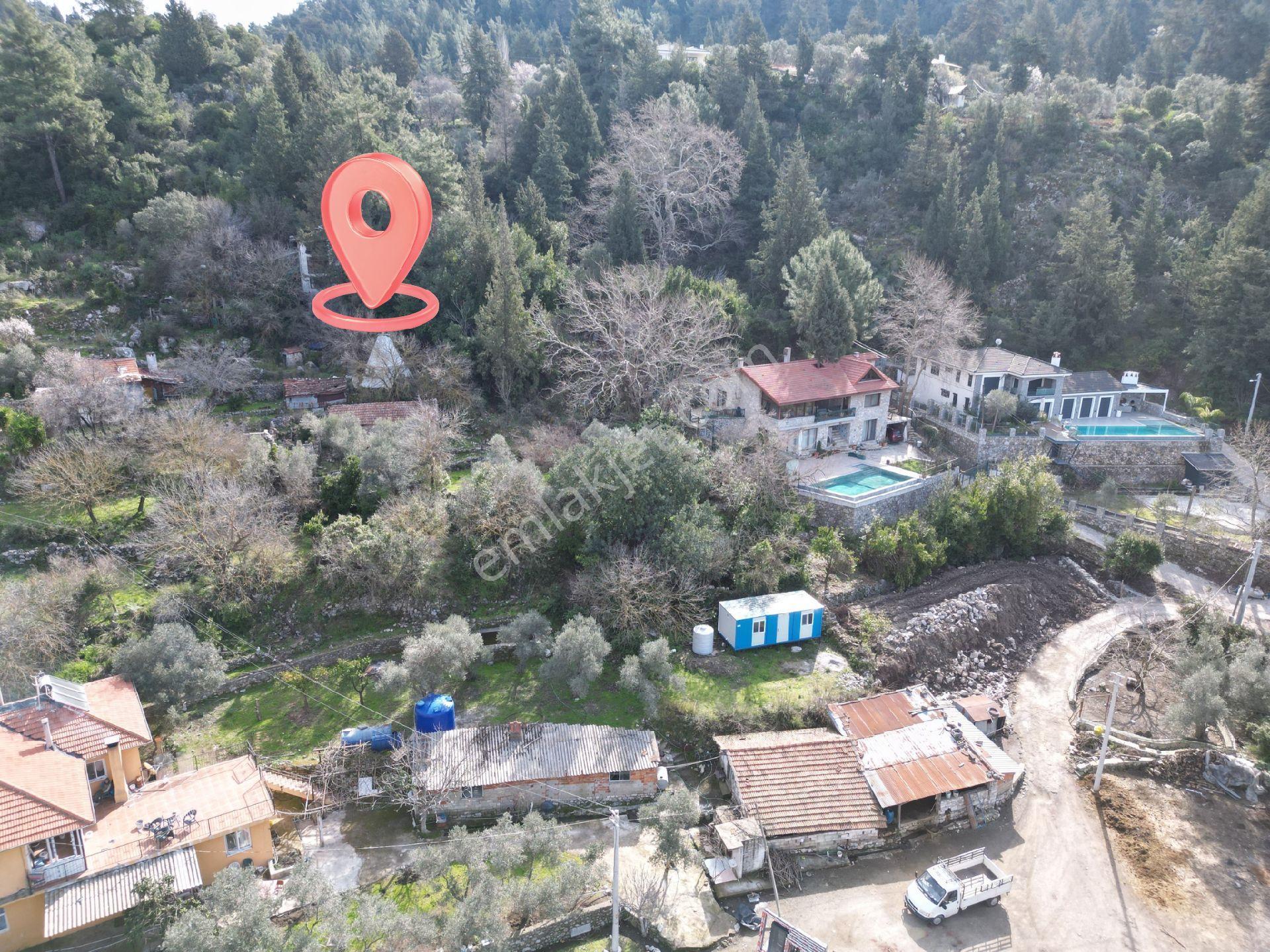 Joker: Marmaris Bayır İçinde Yapı Olan Avantajlı Tarla
