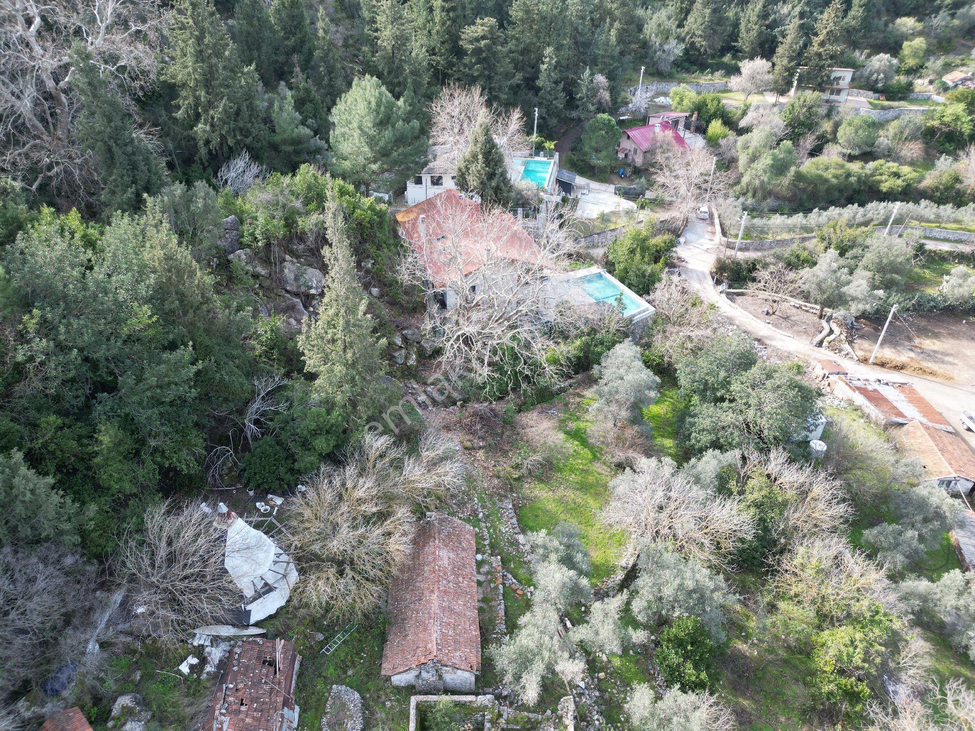 Joker: Marmaris Bayır İçinde Yapı Olan Avantajlı Tarla - Görsel 15