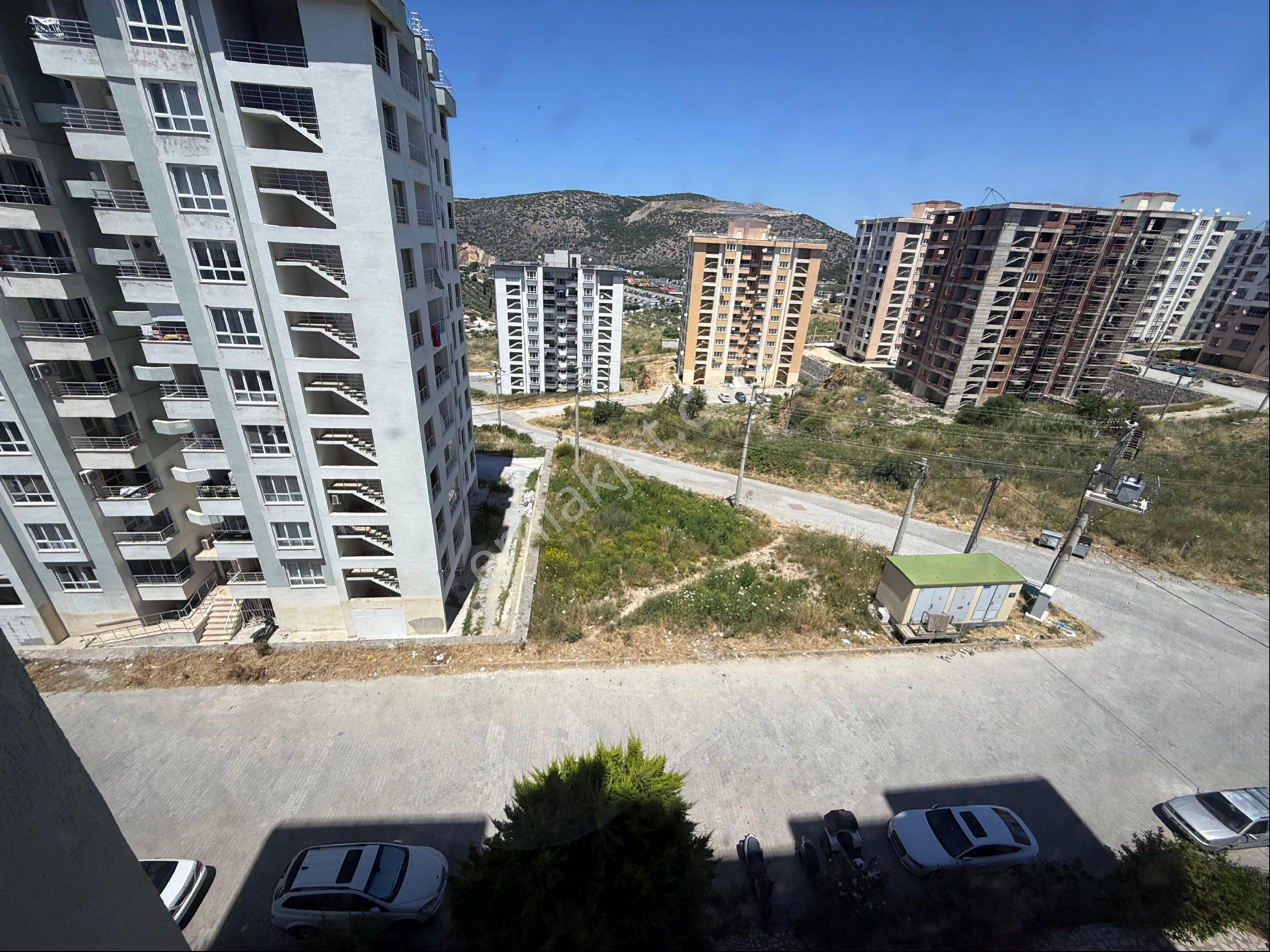 Arakat Full Eşyalı 2+1 Satılık Daire Önüne Pazar Kutuluyor - Görsel 14
