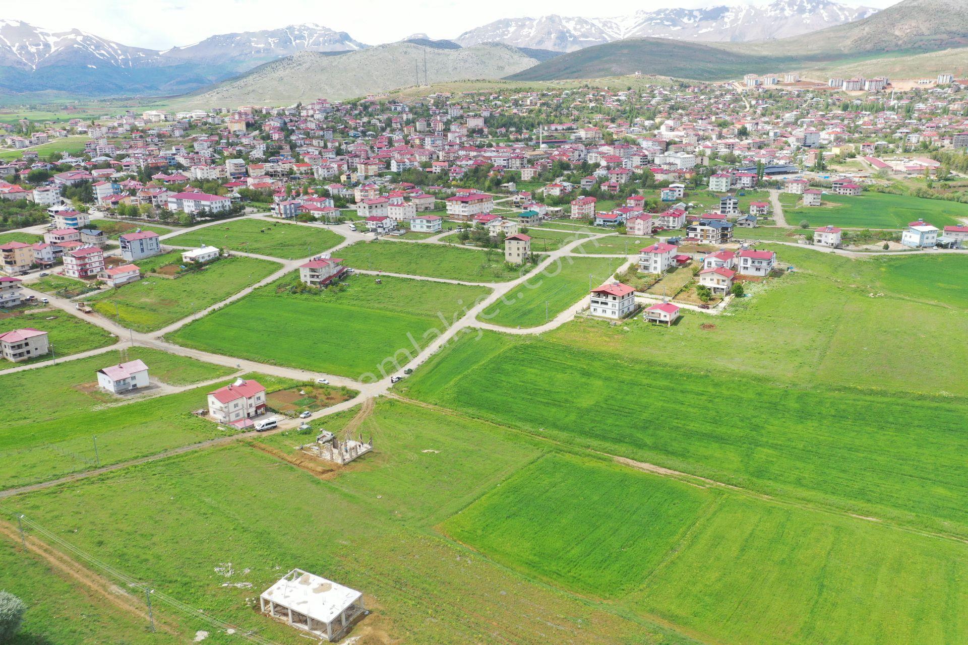 Tufanbeyli İstiklal Mahallesinde Tüm Altyapıları Olan Merkezi Konumda Arsa - Görsel 7