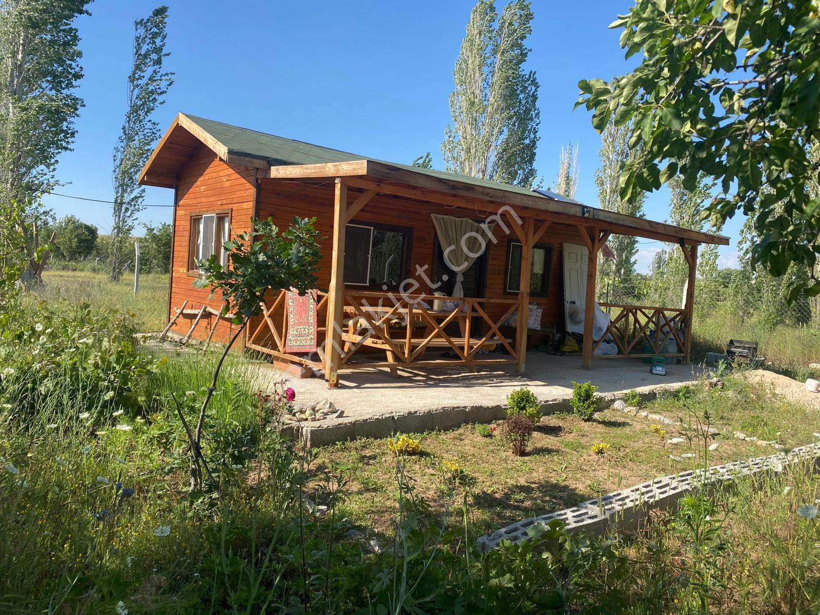Akören Tülce 729 M2 Müstakil Tapu Satılık Bahçe