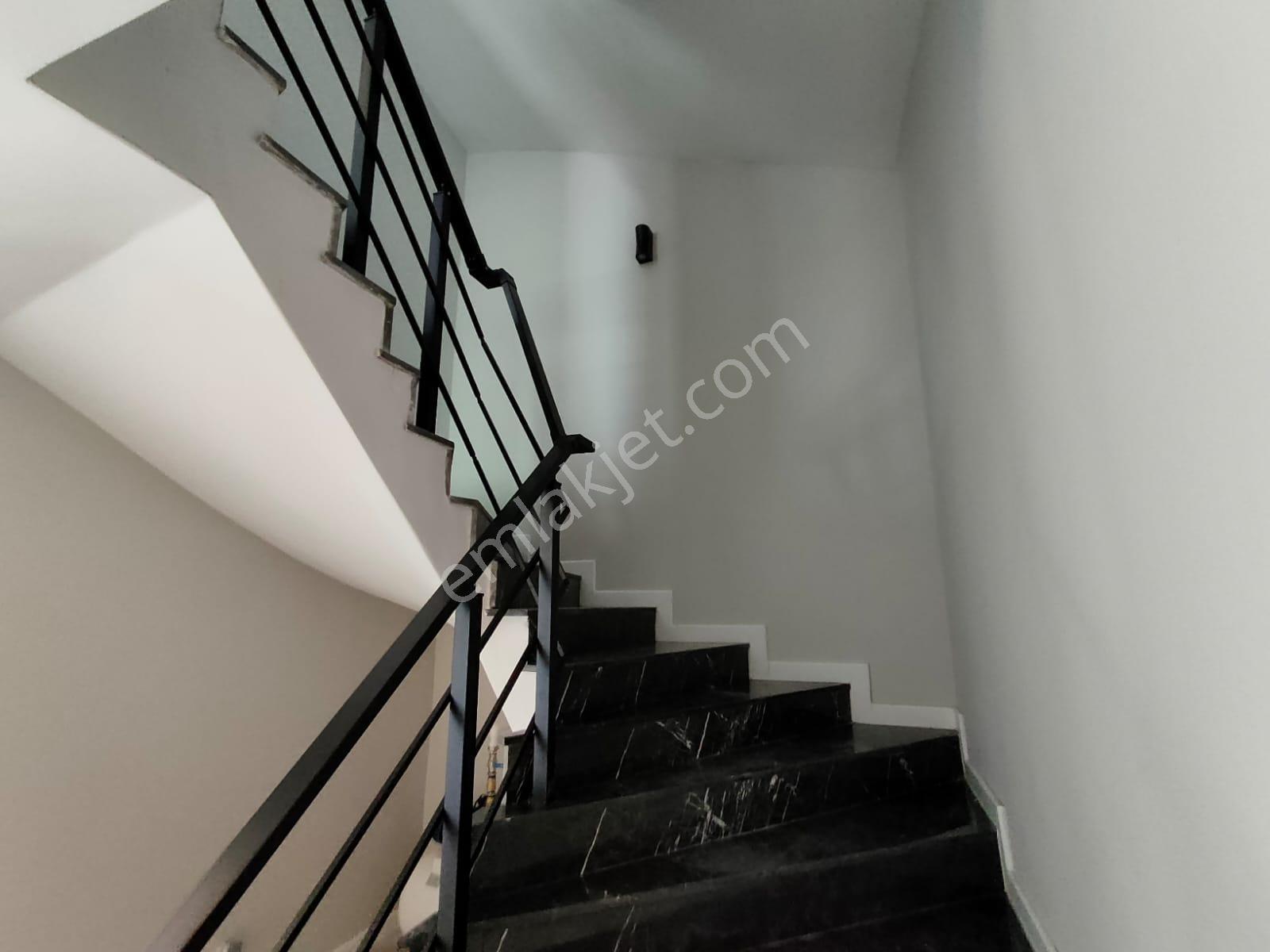 Şile Balibey Lotus'ta Vadi Manzaralı 5+1 Apus Kiralık Villa - Görsel 2