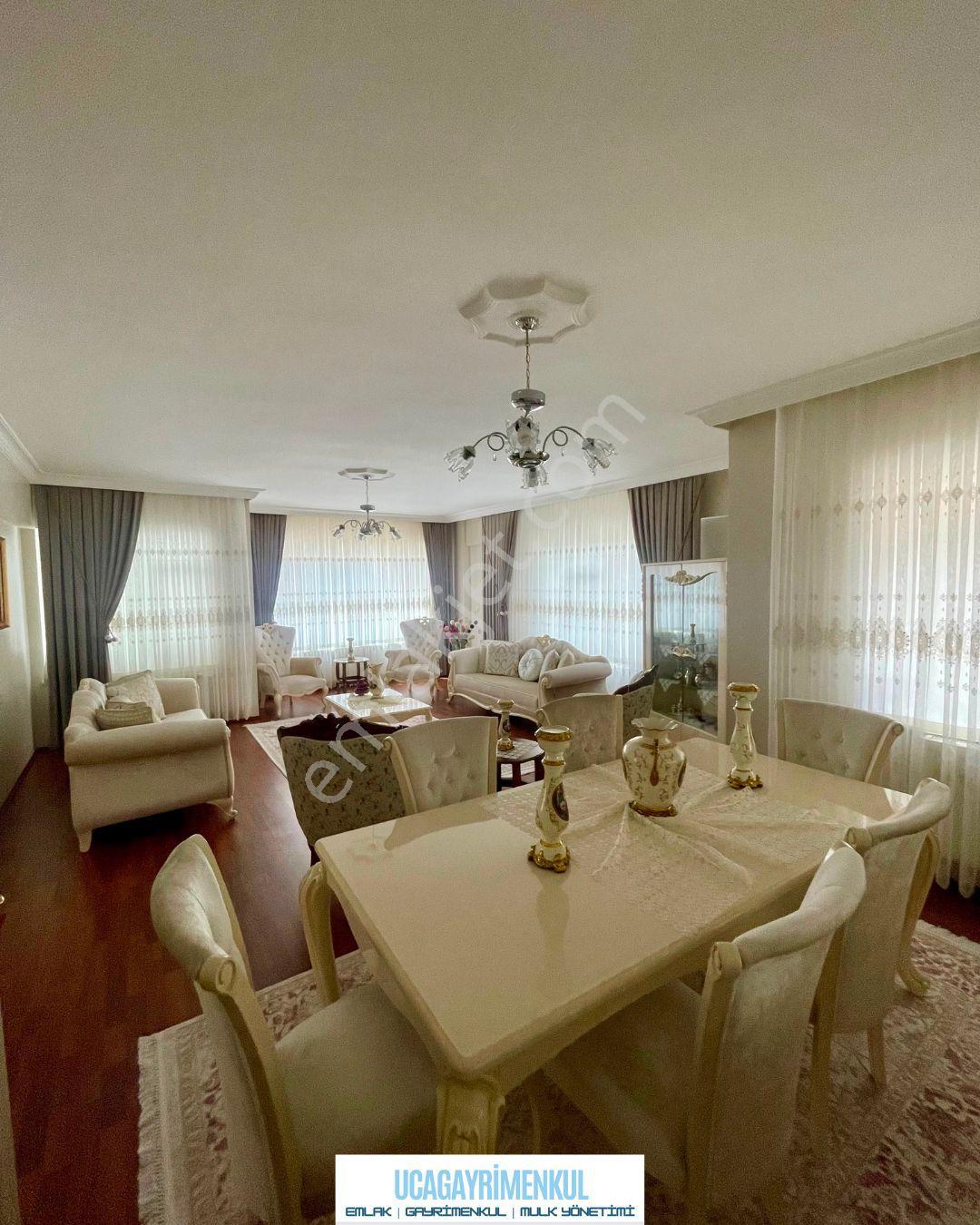 Uca'dan Akşehir'in En Gözde Mahallesi Yarenler Mahallesin De Satılık 4+1 Daire.! - Görsel 4