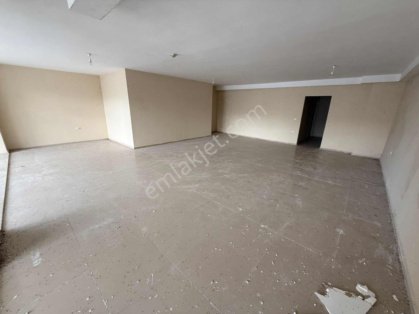 Turyap'tan Kaşüstü Mah. 220m2 Kiralık Dükkan - Görsel 6