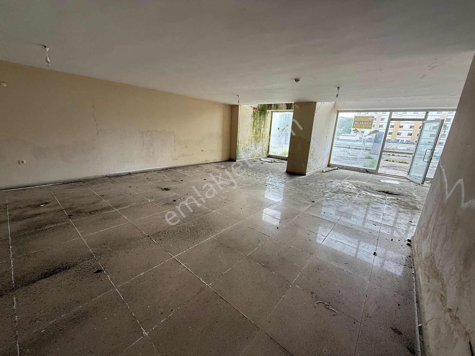 Turyap'tan Kaşüstü Mah. 220m2 Kiralık Dükkan - Görsel 3
