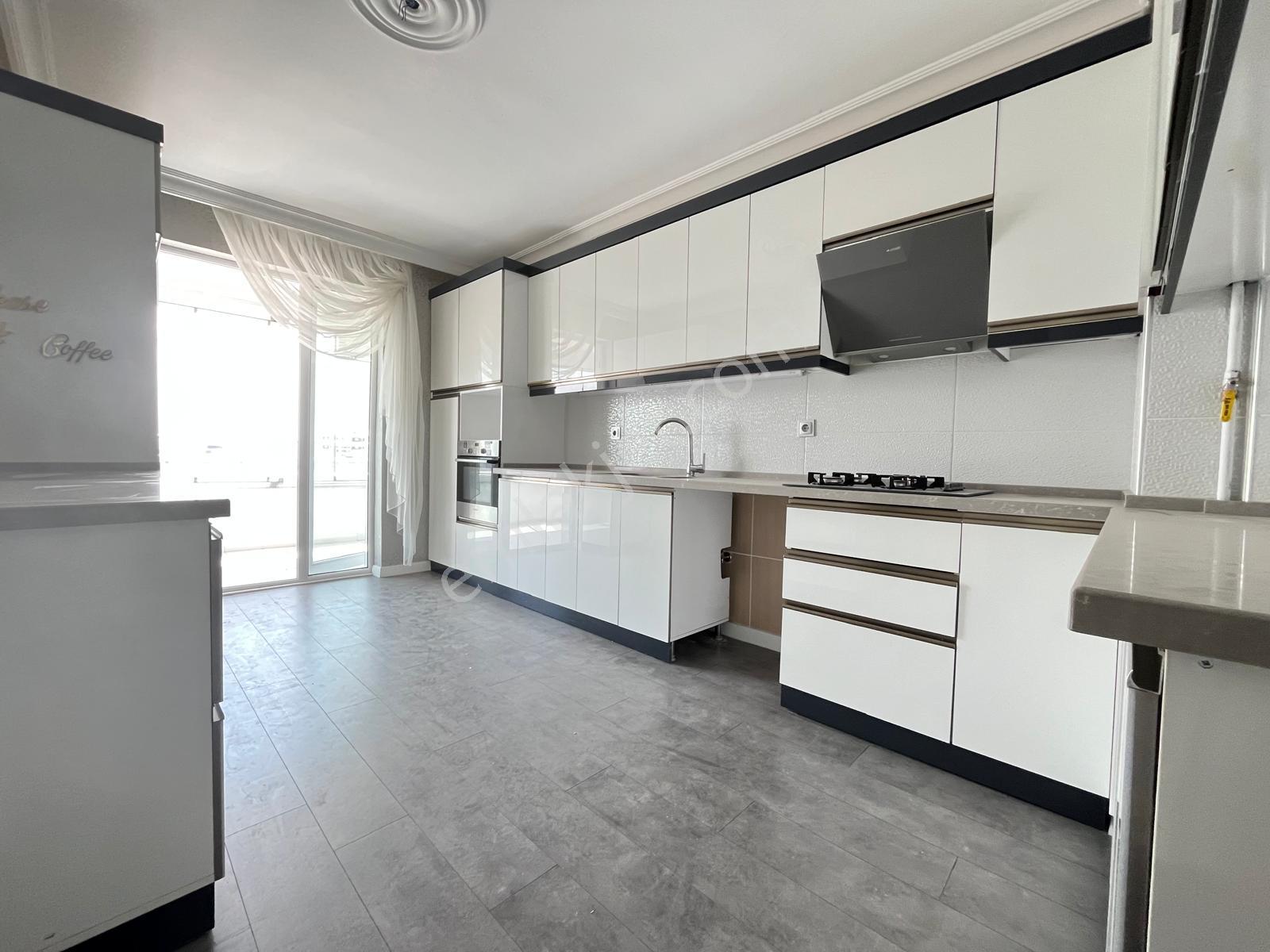 Turan'dan Ankara Manzaralı & Full Yapılı Site İçerisinde 7+1 Dubleks Daire - Görsel 8