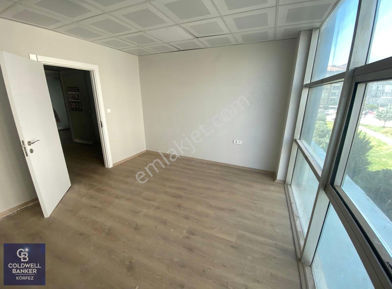 Edremit Adliye Yanı Özmen İş Merkezinde Kiralık Ofisler - Görsel 7