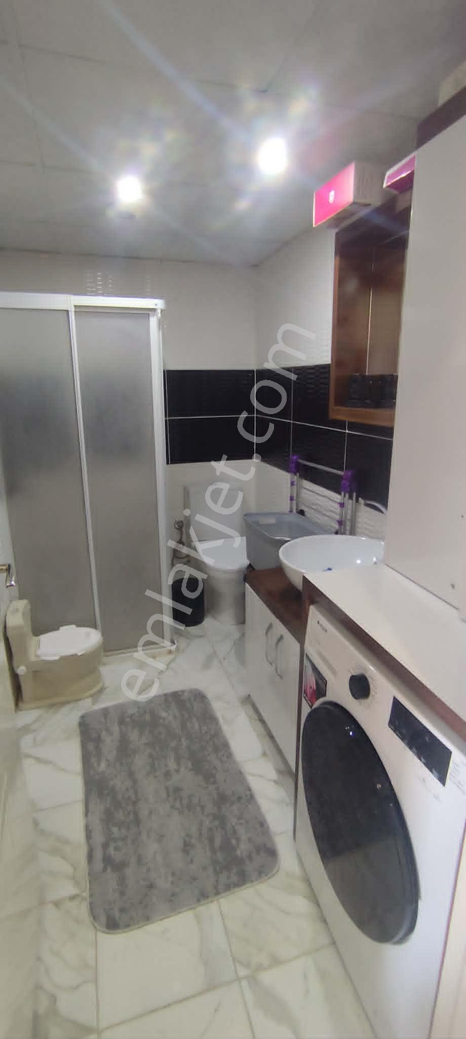 Gazioğlu Mahallesinde Ara Kat Asansörlü Yerden Isıtmalı Gergi Tavanlı 2+1/90 M2 Daire 3.145.000 Tl - Görsel 13