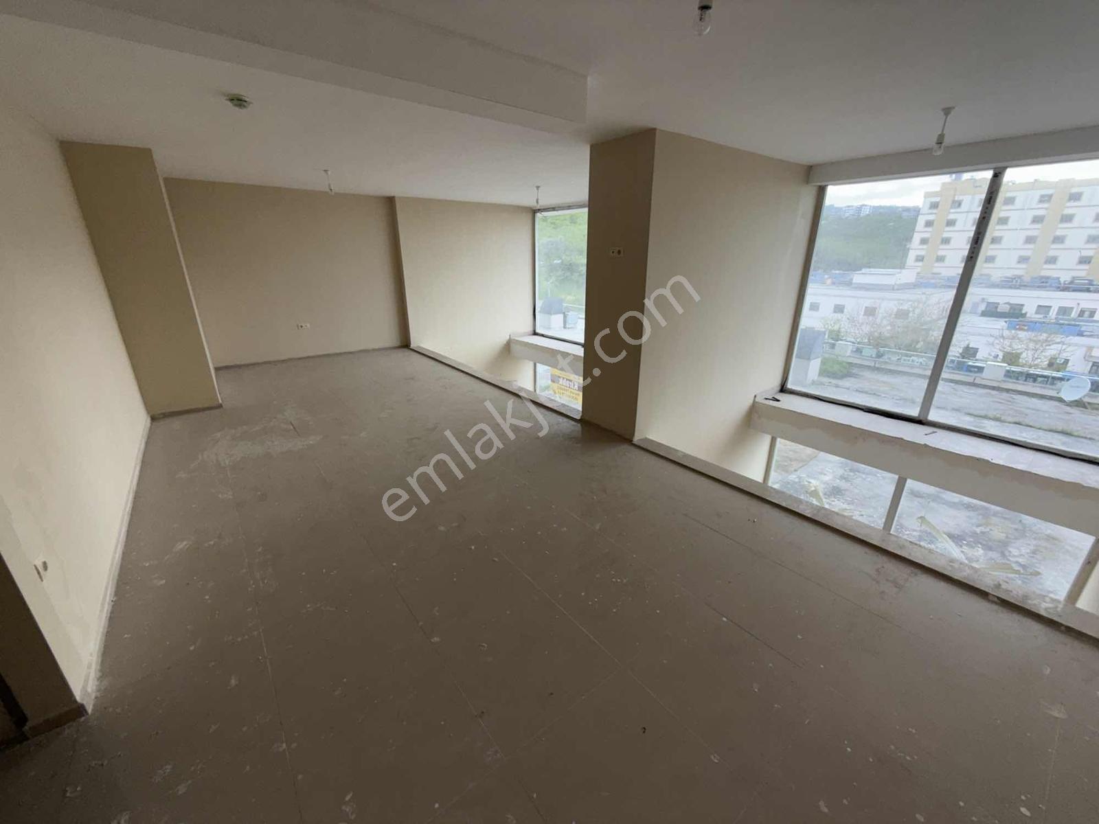 Turyap Trabzon-kaşüstü Devlet Hastanesi Karşısı Kiralık Dükkan - Görsel 4