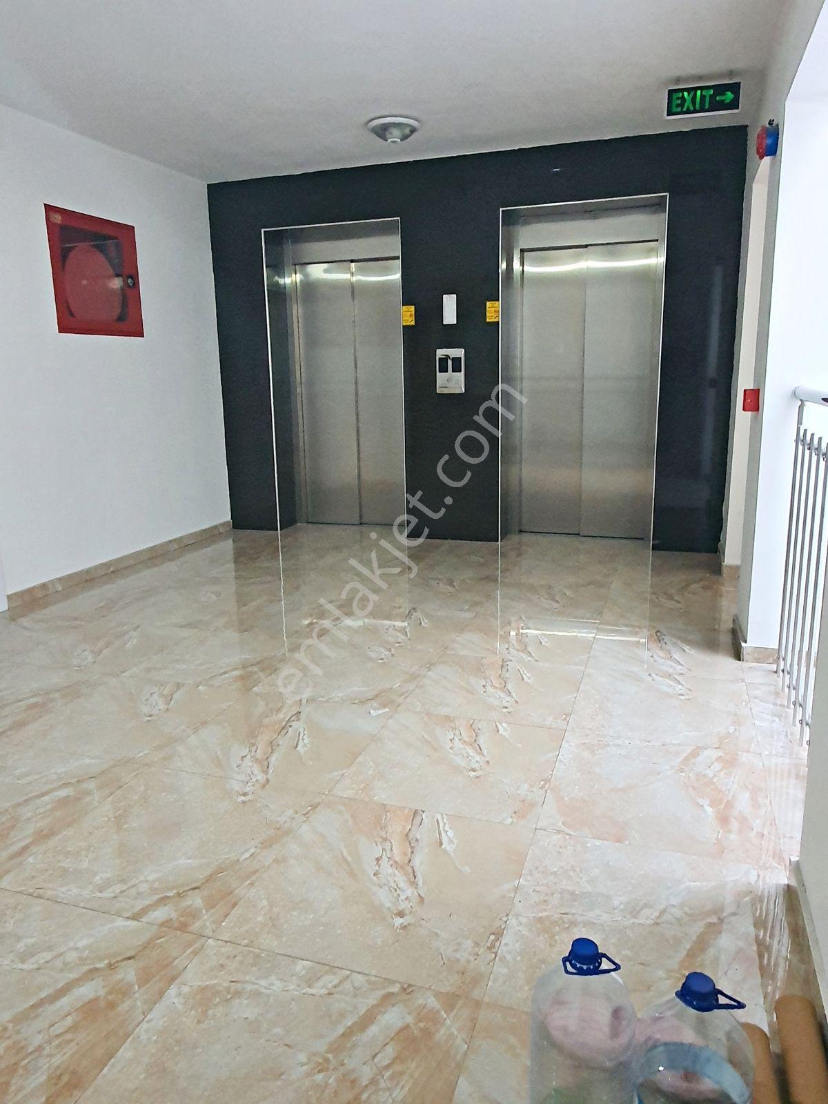 Yeşilevlerde 4+1 Manzaralı Satılık Daire - Görsel 20