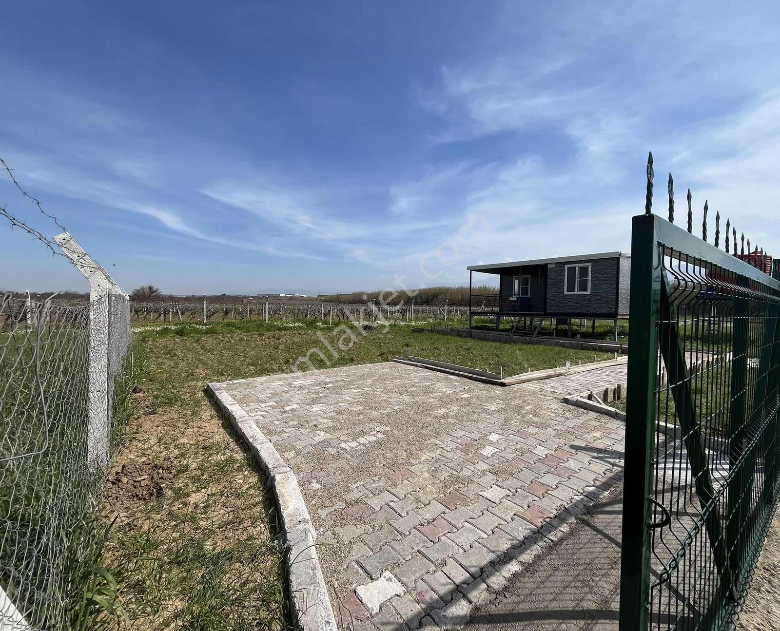 Manisa Sancaklı İğdecikte 557 M2 Tapulu Arsa ,sıfır Prefabrik Ev - Görsel 8