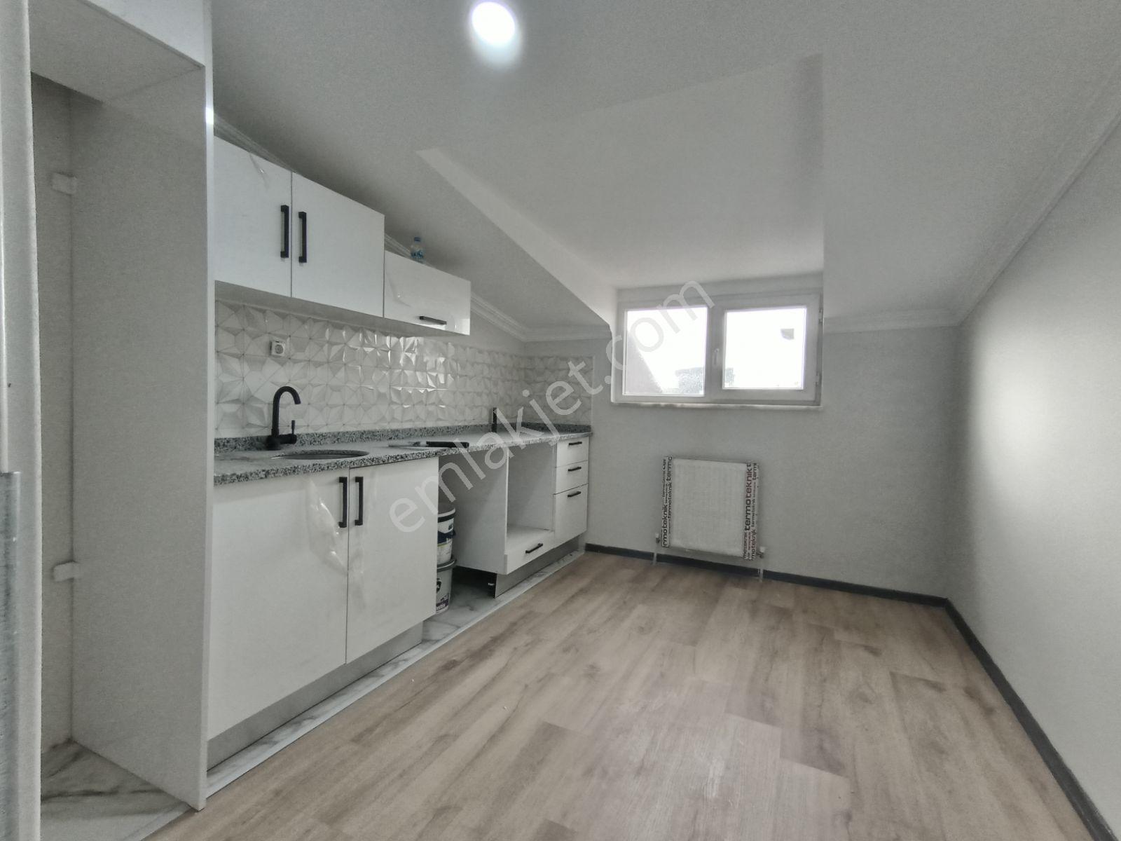 Çekmeköy Ekşioğlu Mah. 5+1 Çatı Dubleks 180 M2 - Görsel 9