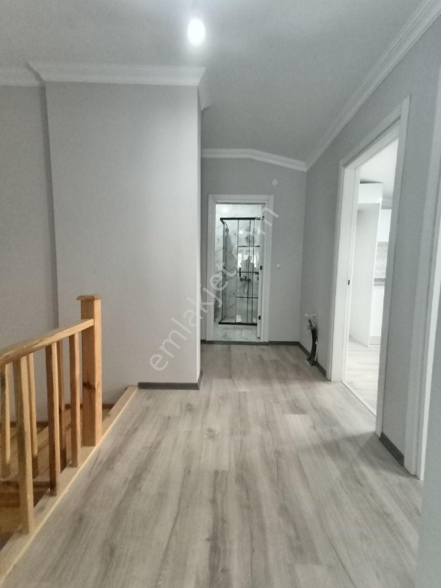 Çekmeköy Ekşioğlu Mah. 5+1 Çatı Dubleks 180 M2 - Görsel 12