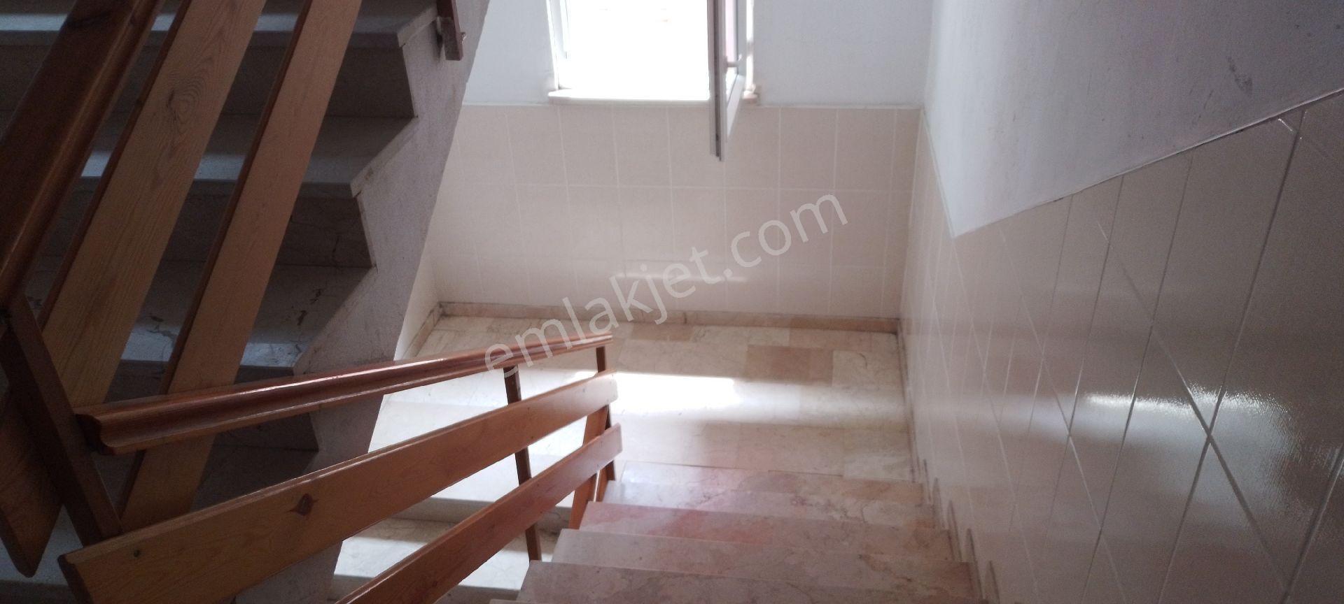 Trabzon Pelitli Mahallesinde Deniz Manzaralı Kiralık 160 Mkare Daire - Görsel 6