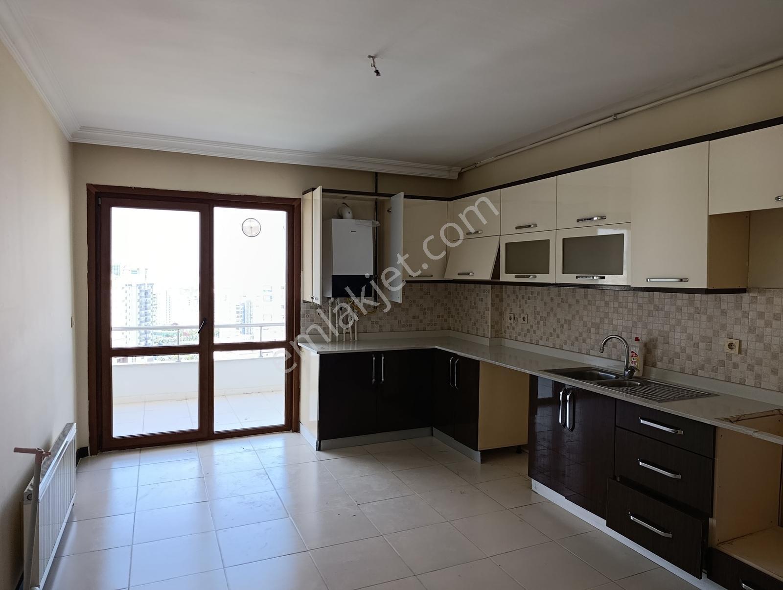 Yeşilbağlıca Sitesi Kiralık 4+1 Daire - Görsel 30
