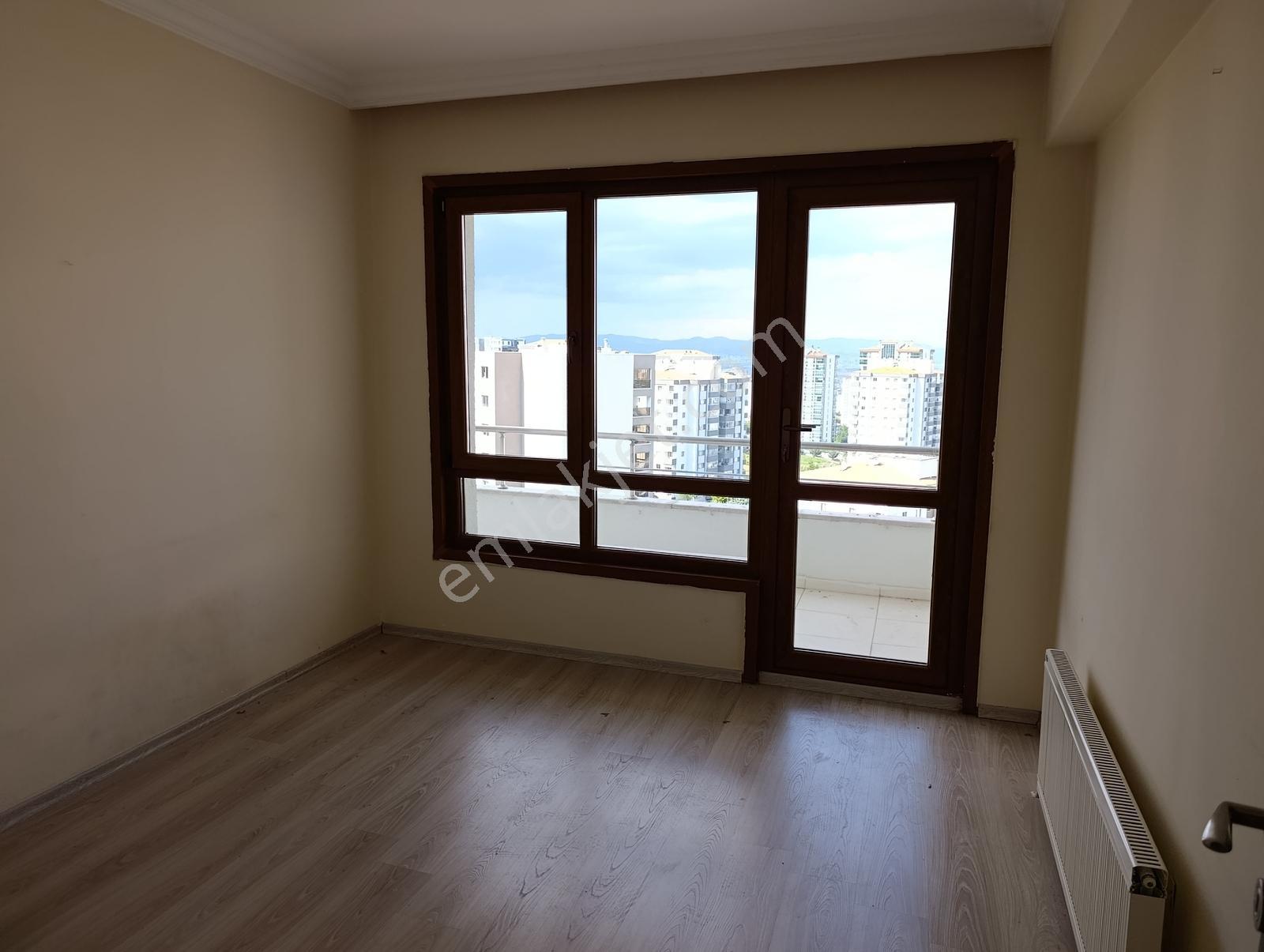 Yeşilbağlıca Sitesi Kiralık 4+1 Daire - Görsel 23