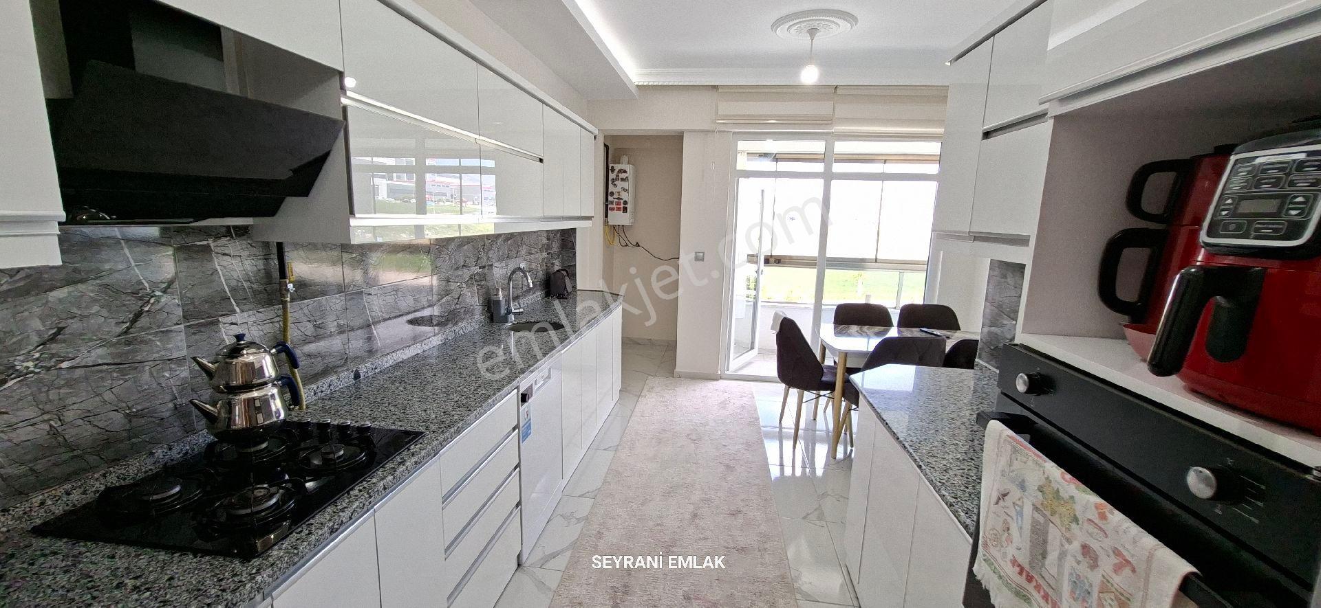 Yeni Hastane Bölgesi Site İçerisinde Satlık Çok Geniş 3+1 Lüks Daire - Görsel 6