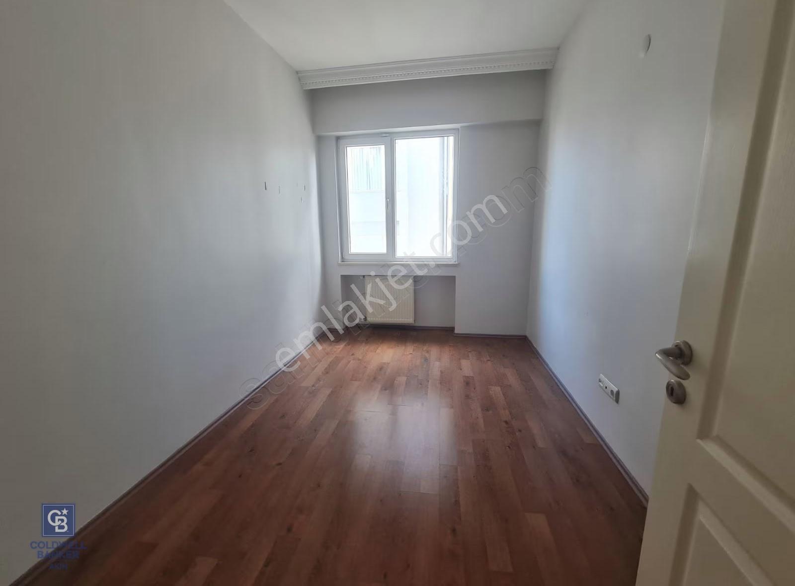 Koru Evleri 7 Sitesinde Satılık Geniş Daire - Görsel 27