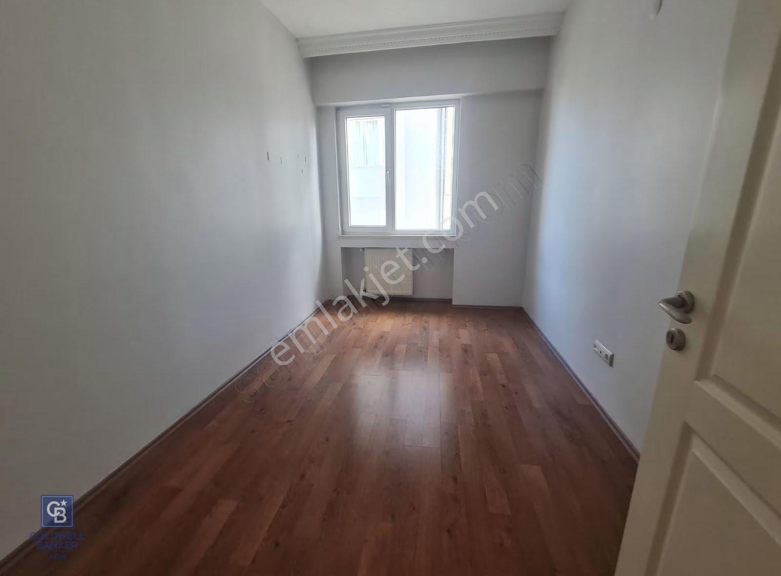Koru Evleri 7 Sitesinde Satılık Geniş Daire - Görsel 6
