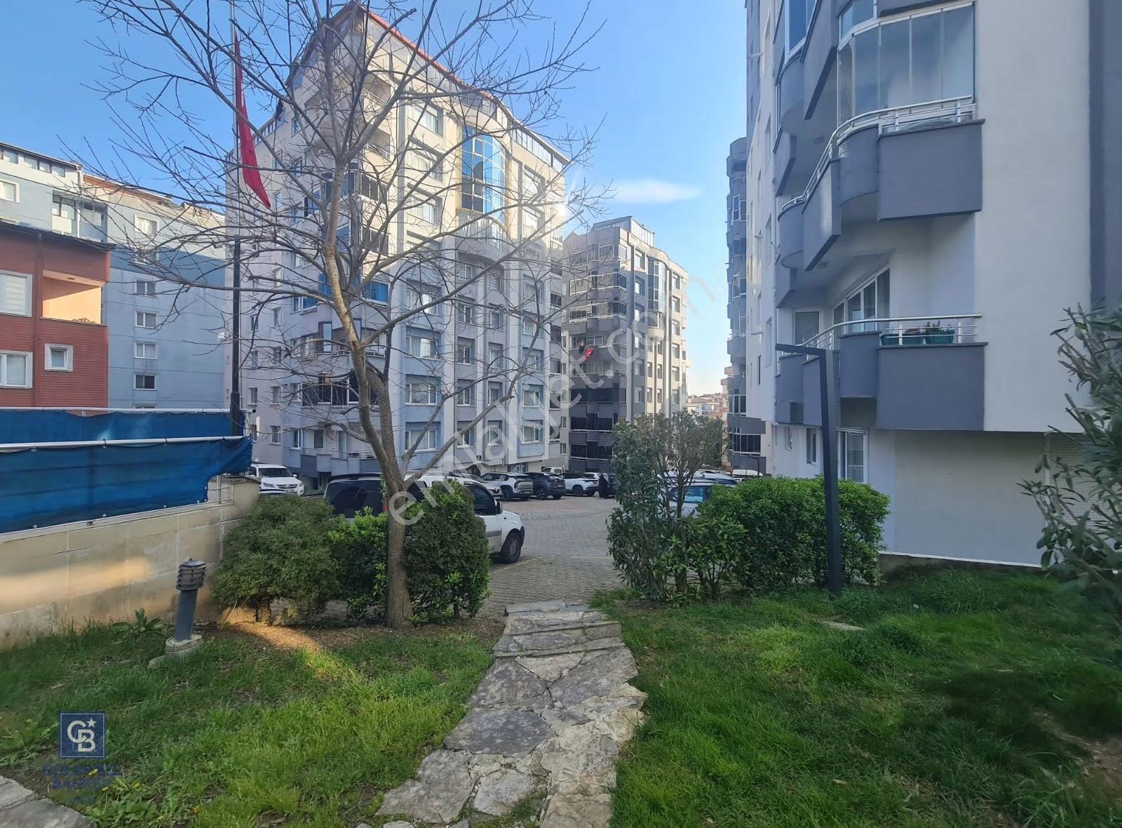 Koru Evleri 7 Sitesinde Satılık Geniş Daire - Görsel 19