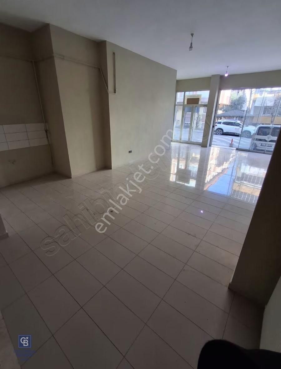 Sancaktepe İnönü Mahallesinde Satılık 160 M² Depolu Dükkan - Görsel 18