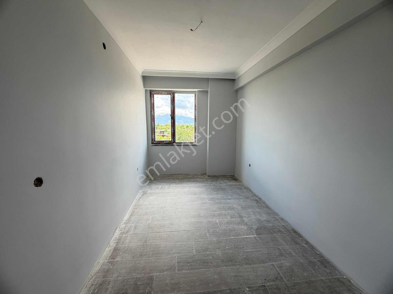 Remax Dem'den Demirkent Mah. Alttan Isıtmalı Ferah Satılık Daire - Görsel 9