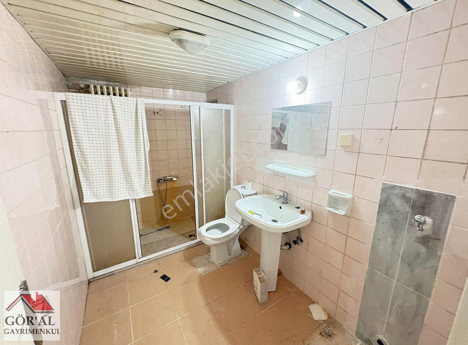 Göral Emlak 2+1 Boş Polis Evi Arkası Dikmen Vadi Blokların Da - Görsel 13