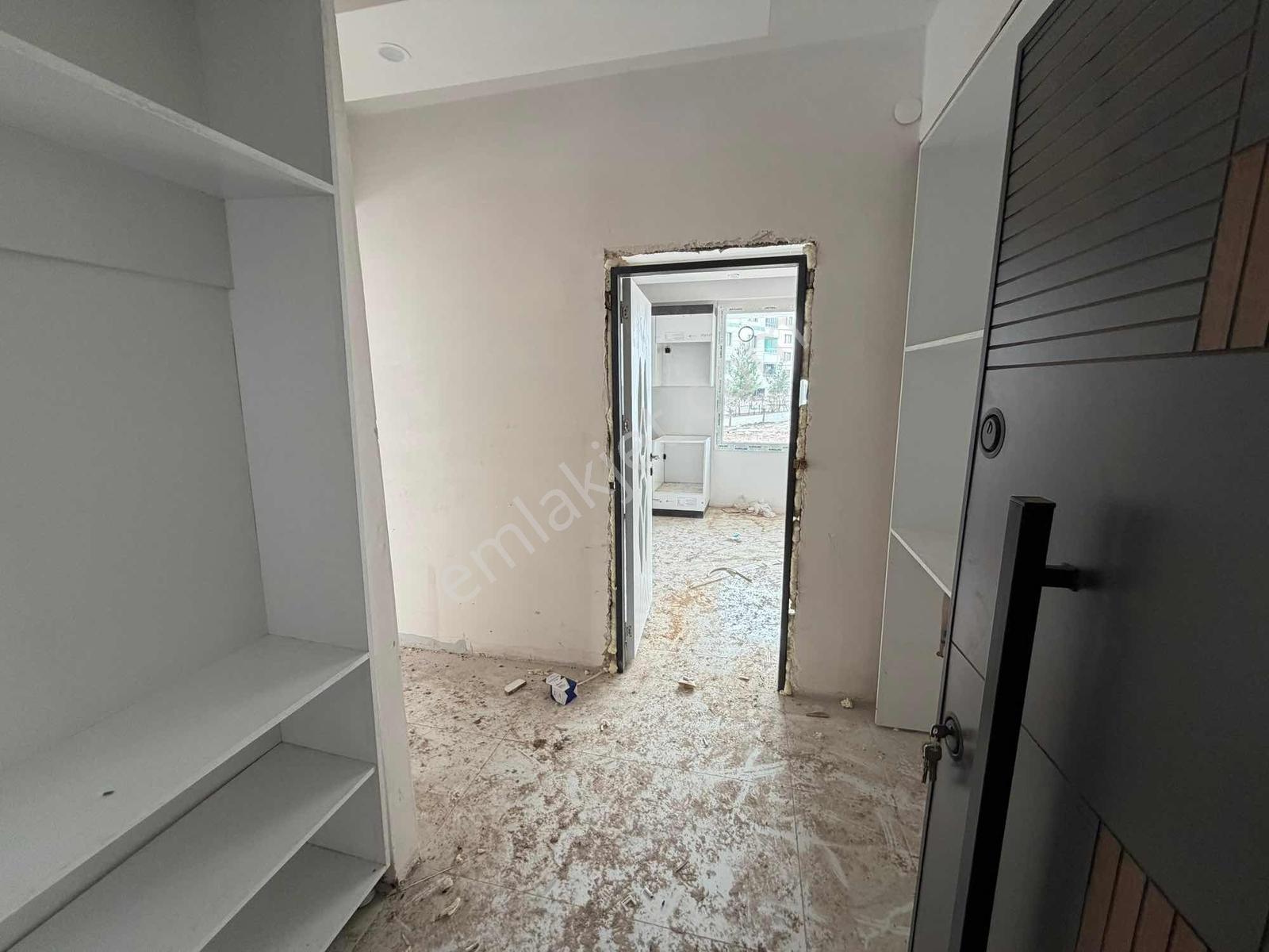 Zümrütkent Caddesi Aydın Yapıda Satılık Daire - Görsel 6